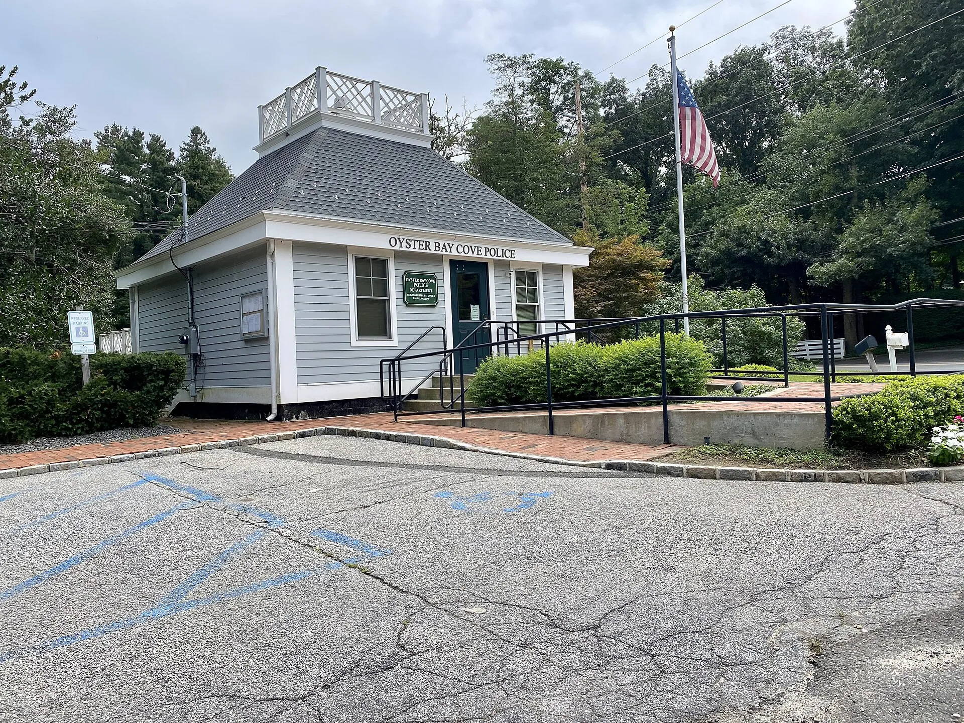 The headquarters of the Oyster Bay Cove Police Department, August 2021
