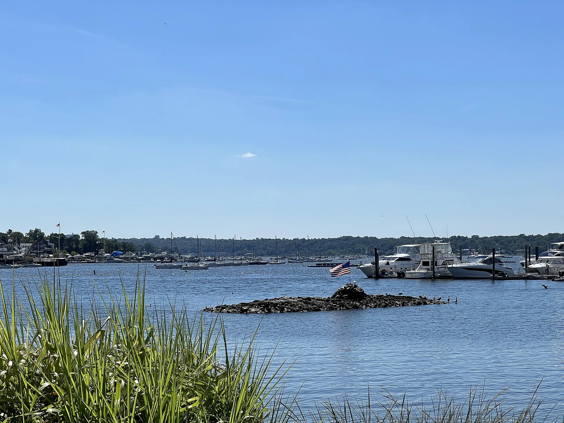 Manhasset Bay in Port Washington North, September 2022