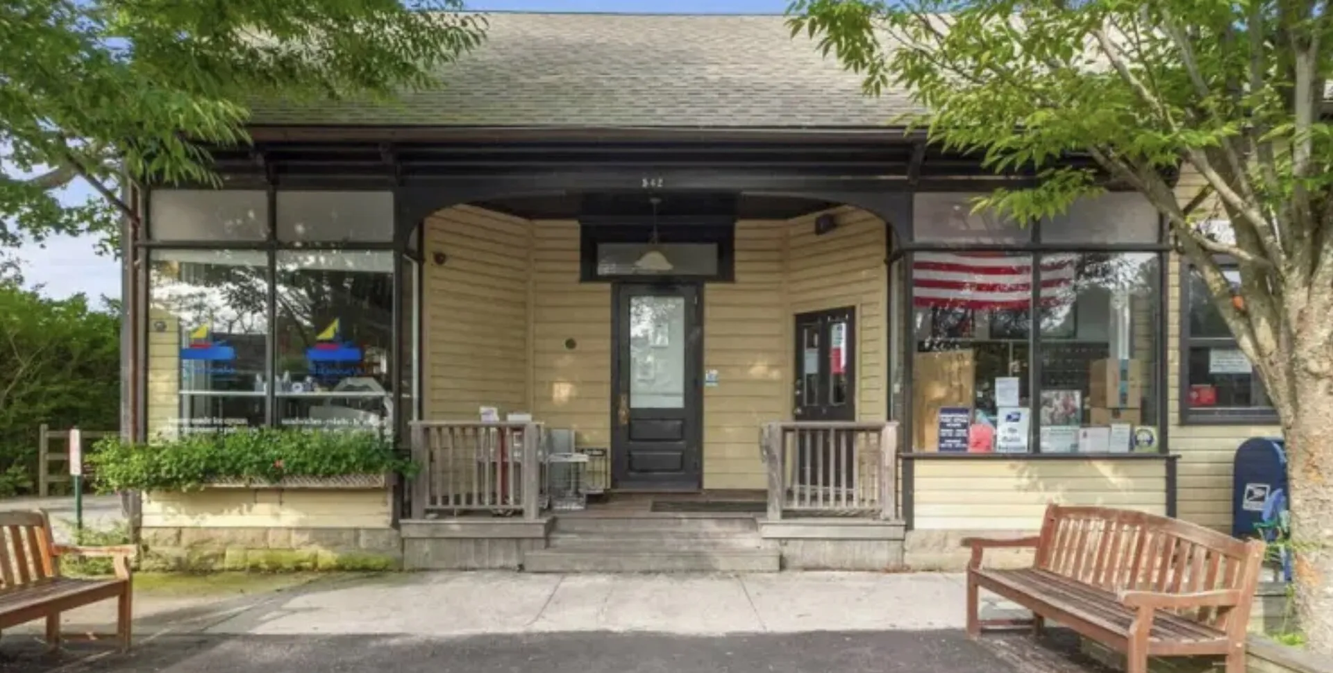 Sagg Store Sagaponack Iconic Main Street