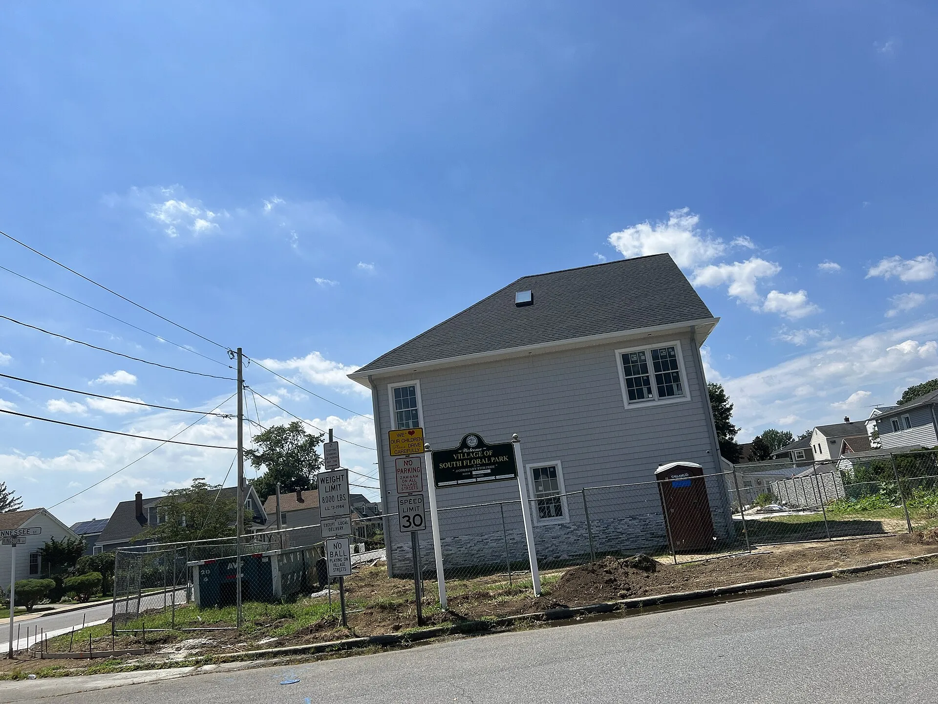 A South Floral Park welcome sign at Allen Way and Tennessee Street, August 2022