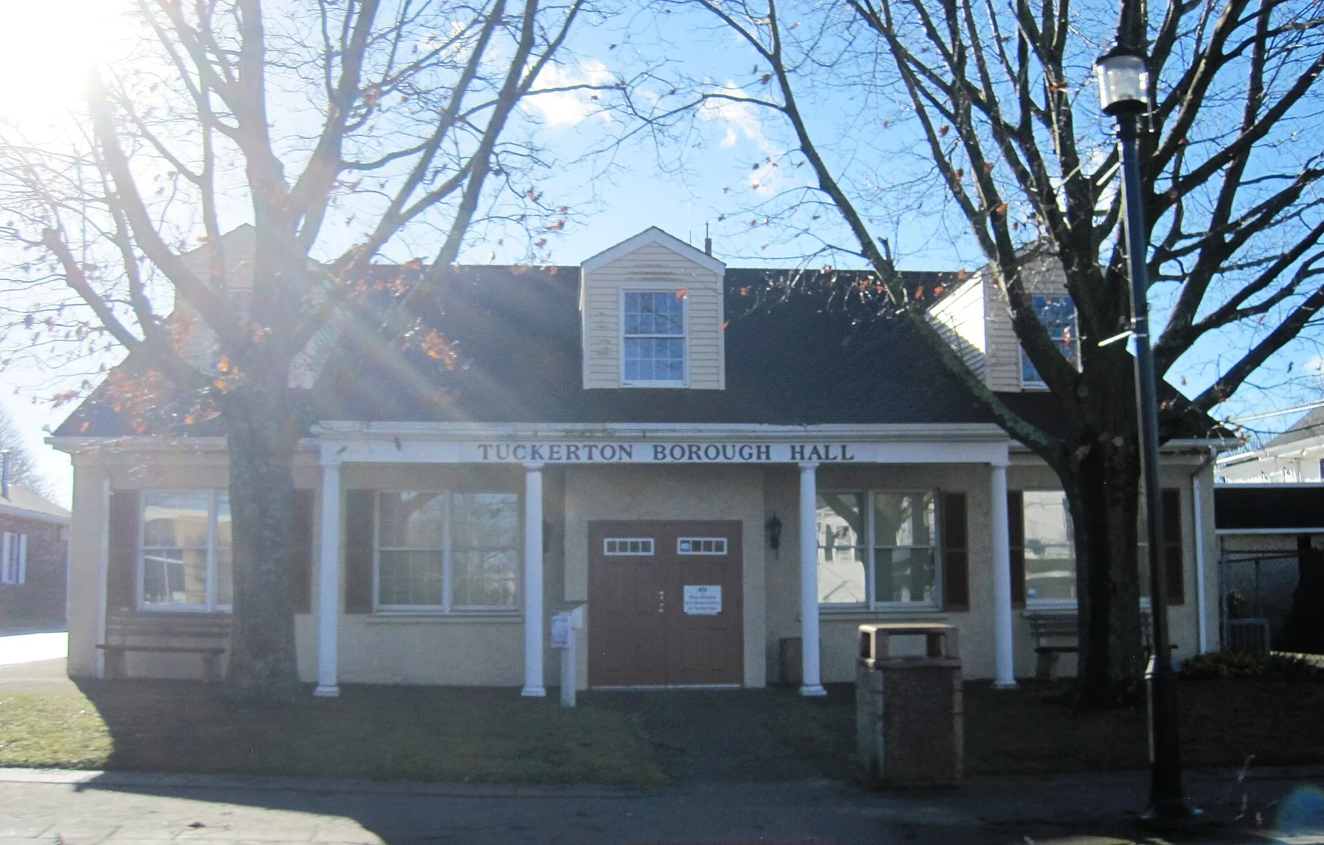 Photo of the former Tuckerton, New Jersey borough hall. The building is now used for art exhibitions. Photo taken from U.S. Route 9 (East Main Street) at Wood Street looking south