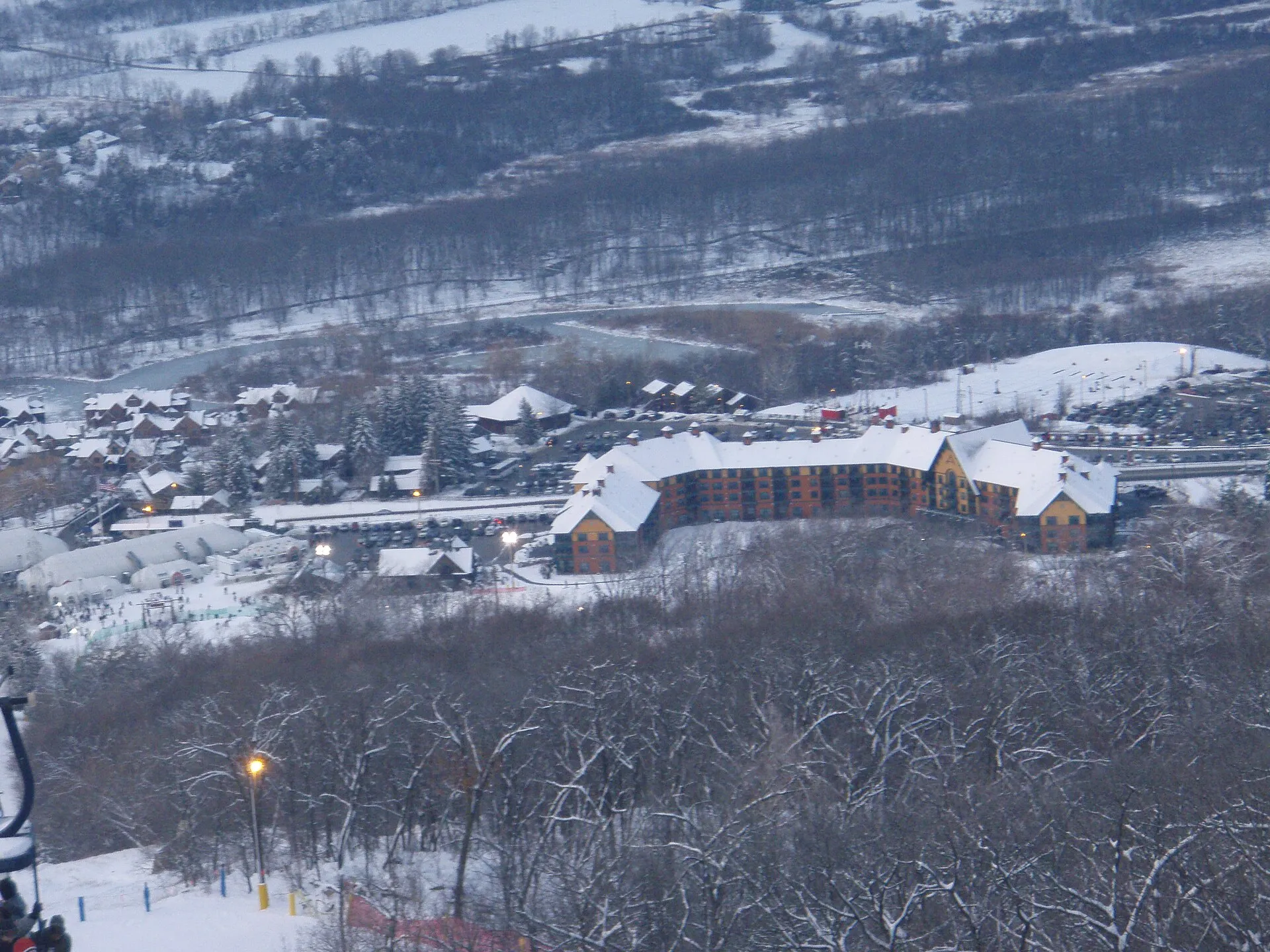 The Appalachian Hotel as seen from the Cabriolet gondola at Mountain Creek in Vernon, New Jersey (2008)