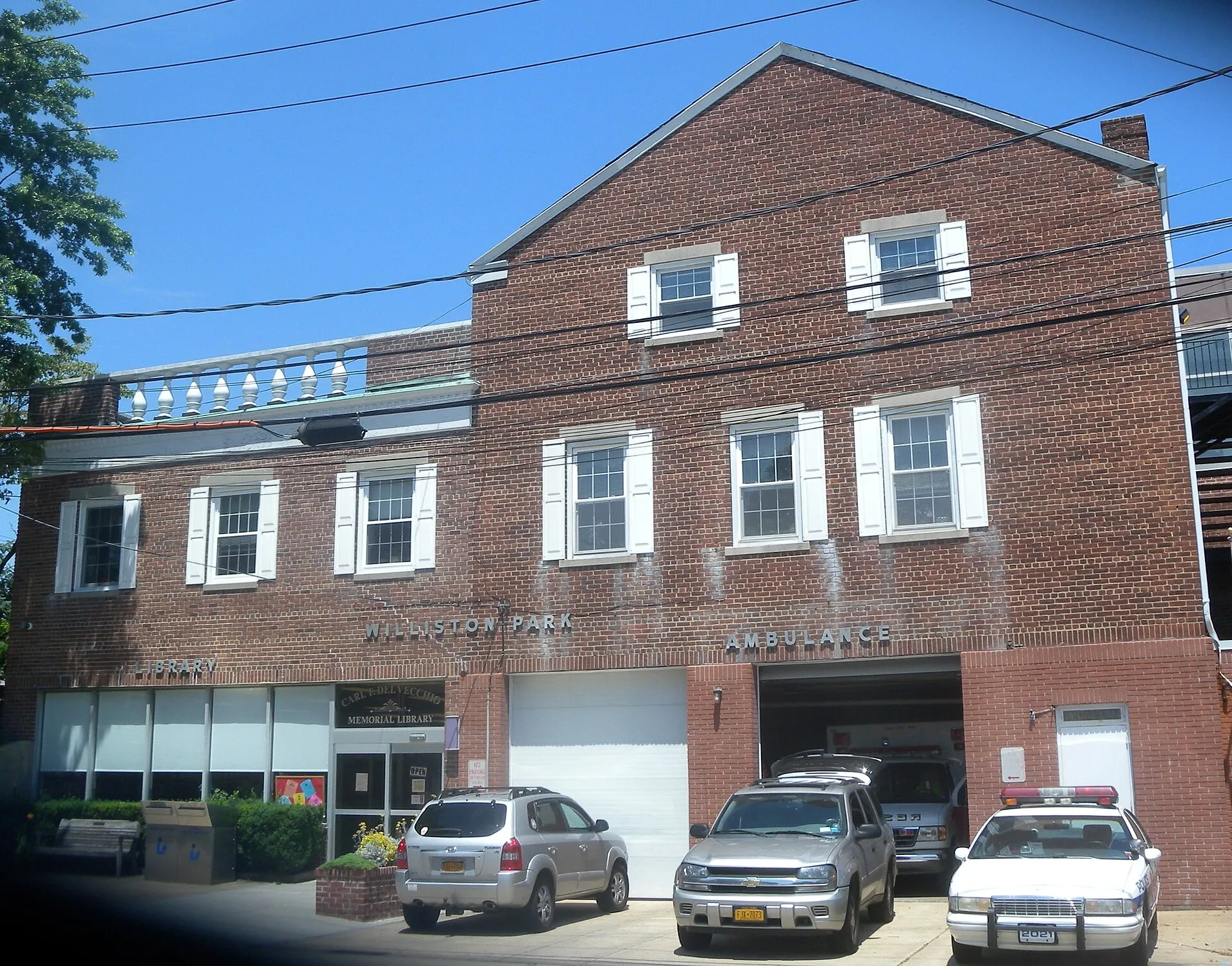 The Village Hall complex from Meagher Place, with the public library and ambulance quarters