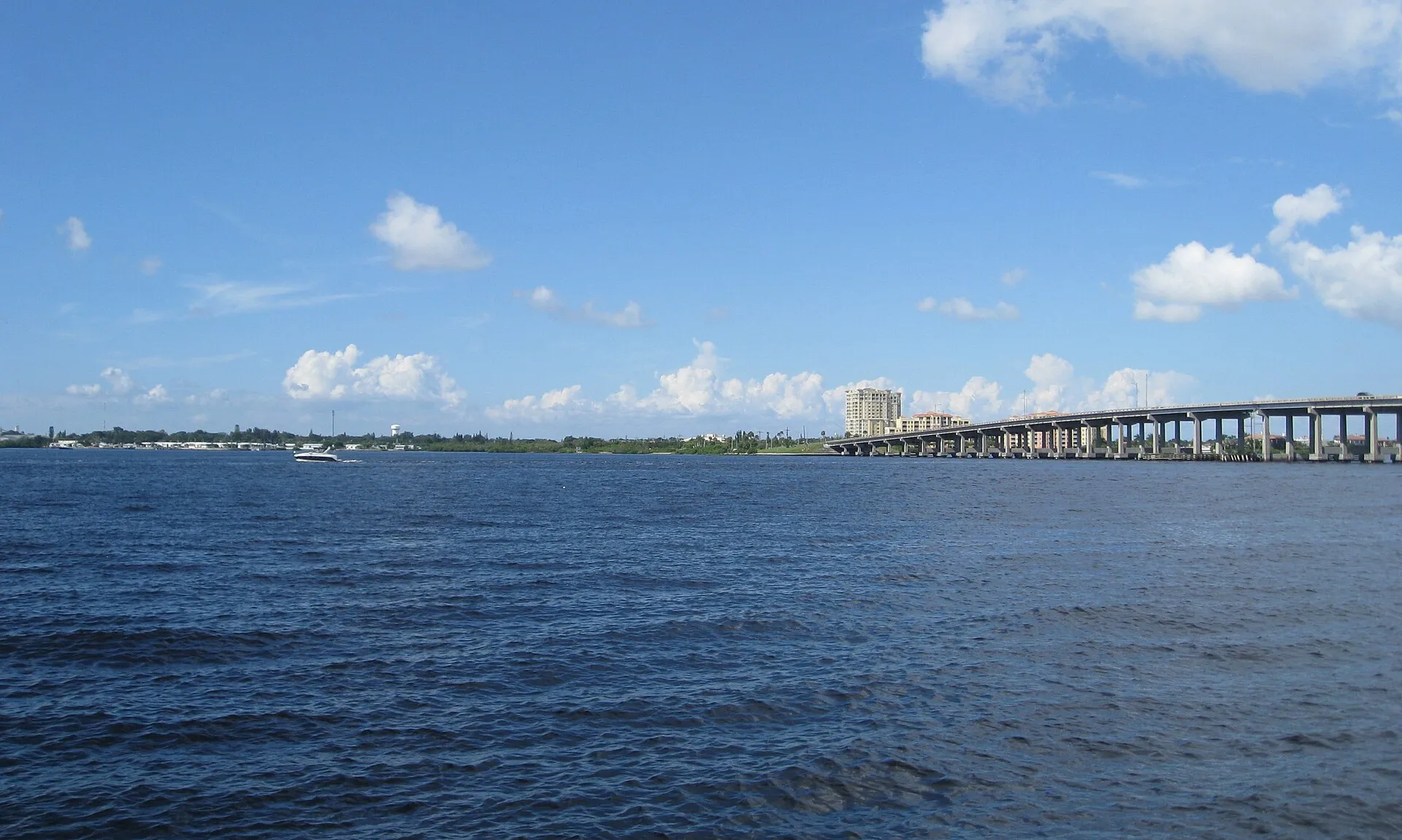 Bradenton Riverwalk, Manatee River & DeSoto Bridge.