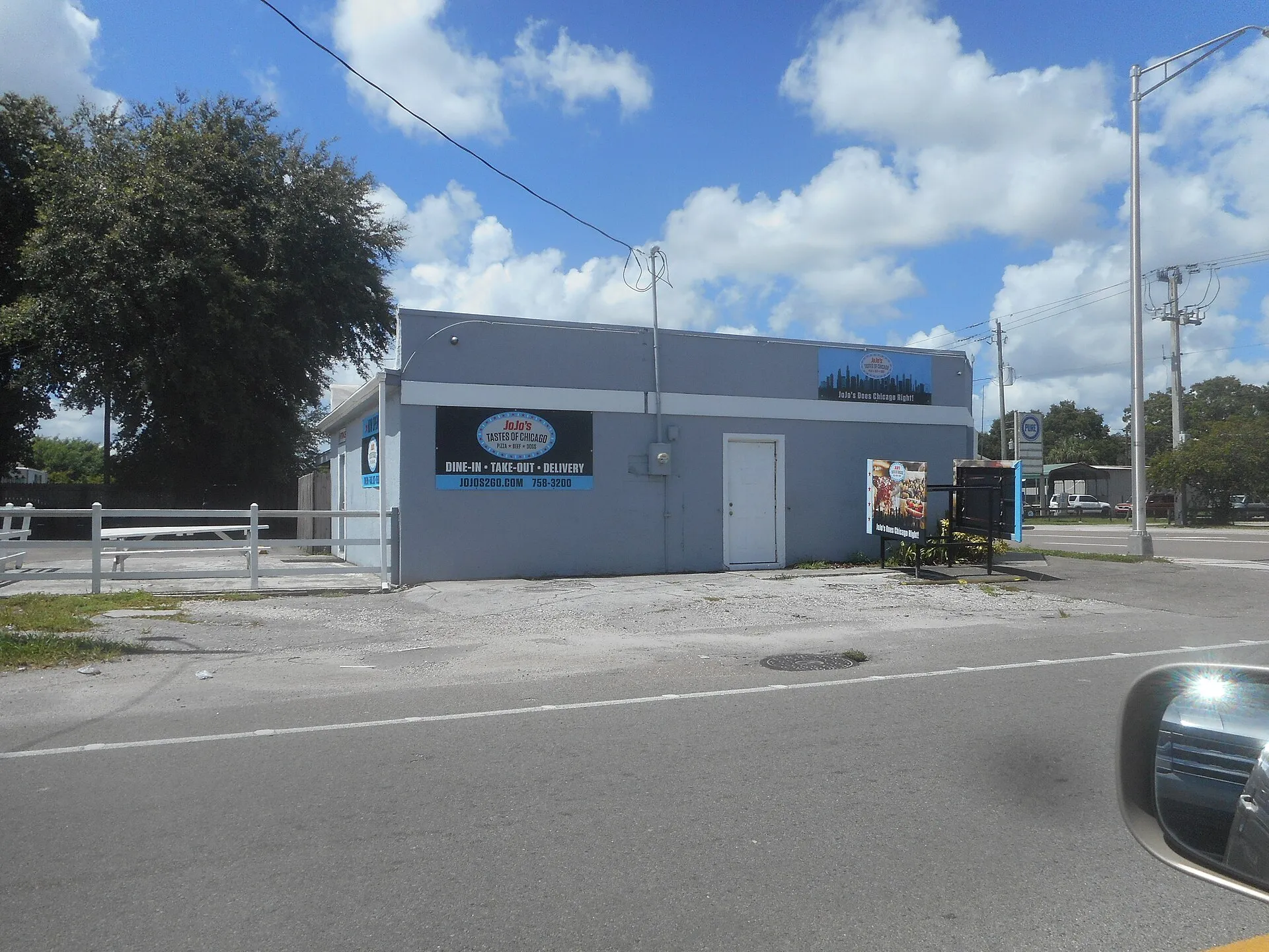 JoJo's Taste of Chicago restaurant, Parrish, Florida.