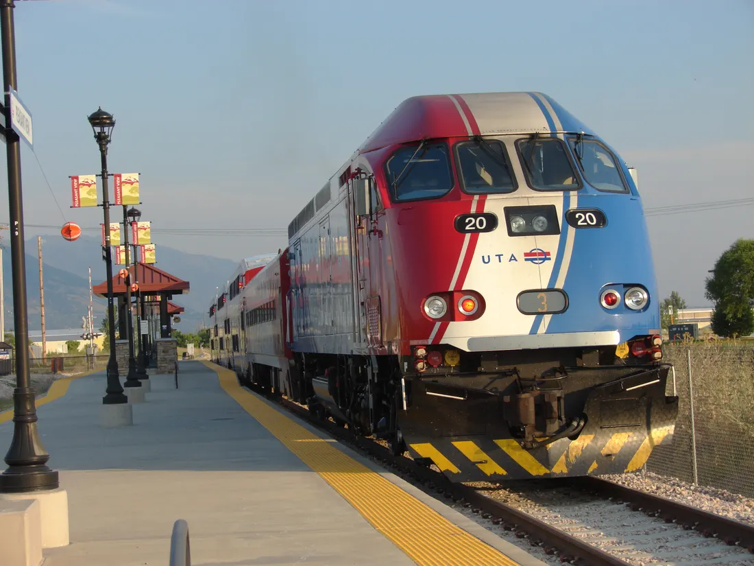 FrontRunner at the Pleasant View Station