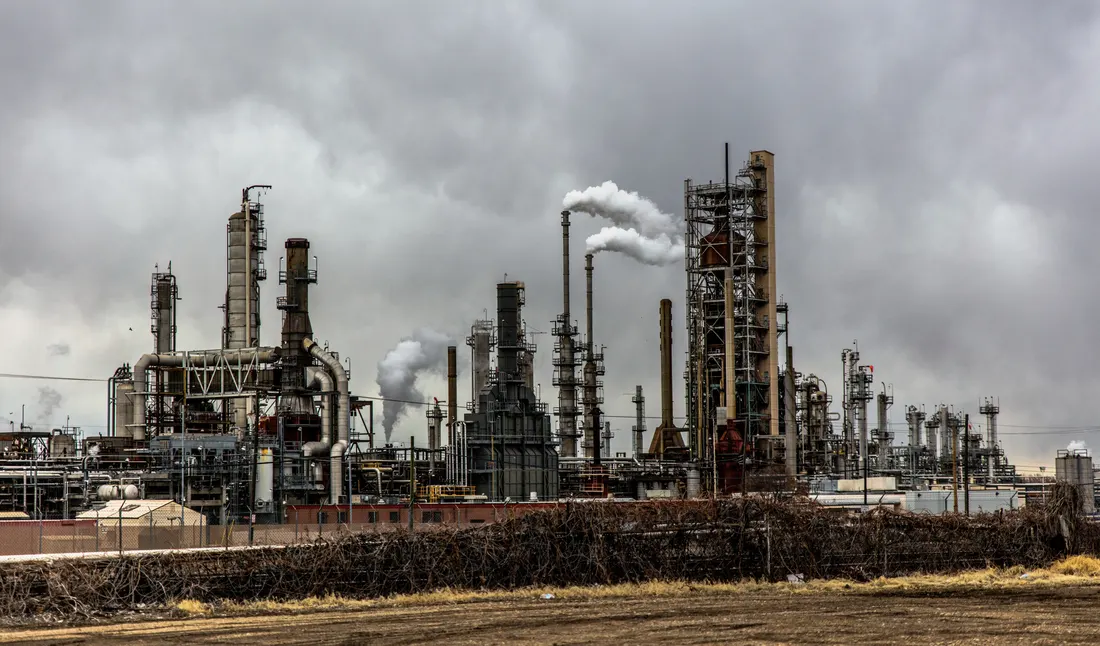 "Don't Look At Me" — Holly Refining Co., 393 S 800 W, West Bountiful, Utah, United States
