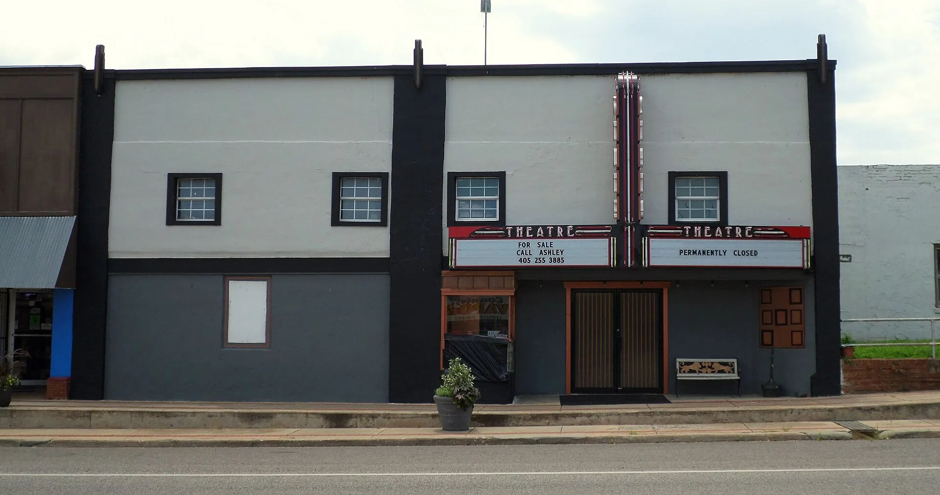 The State Theatre, 1961 Church Ave., Harrah, Oklahoma.