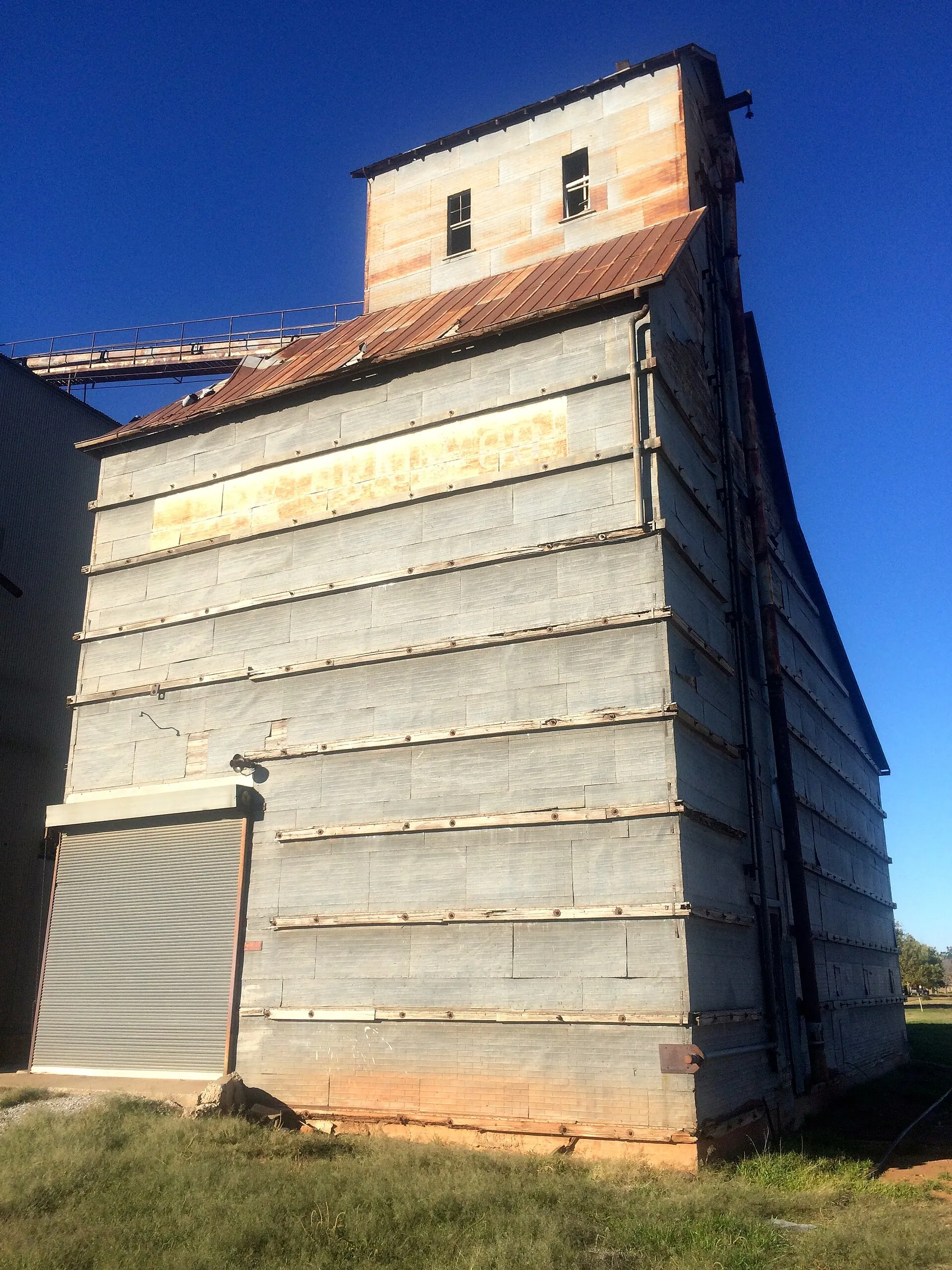 The Dow Grain Company elevator, 105 E. Oklahoma St., Okarche.