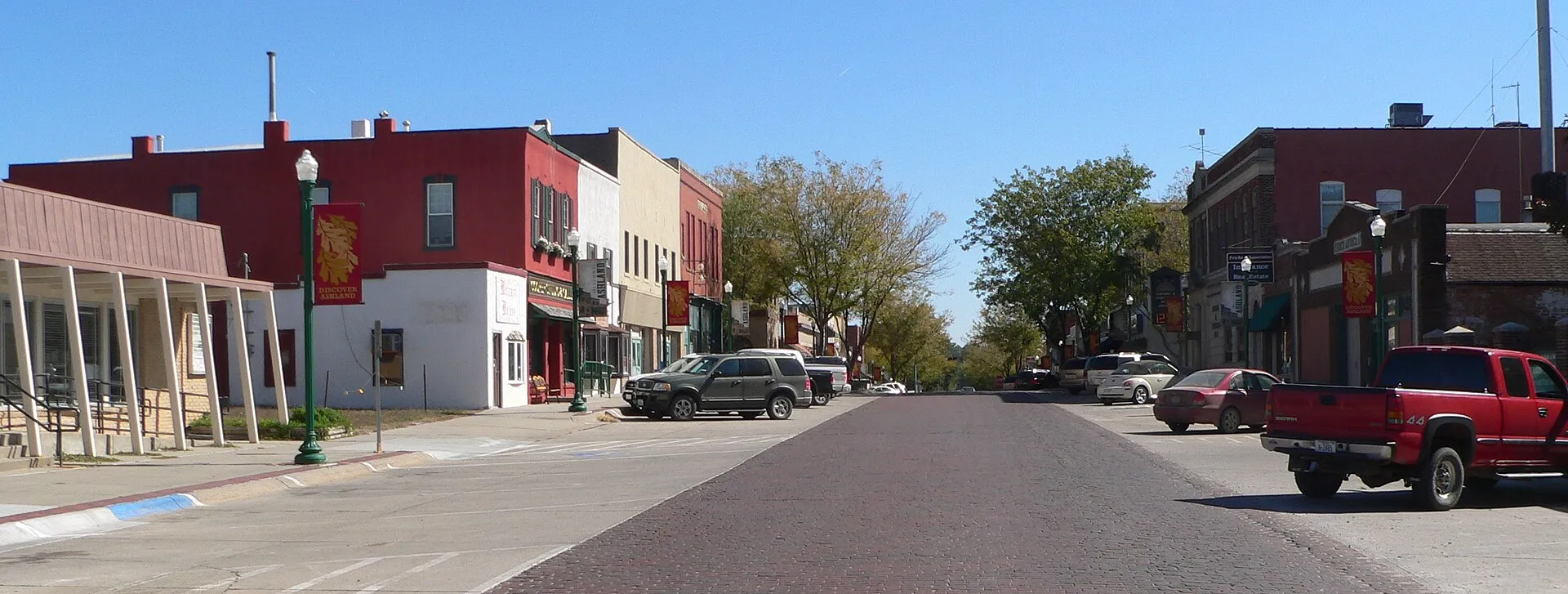Downtown Ashland, Nebraska: Silver Street, looking east.