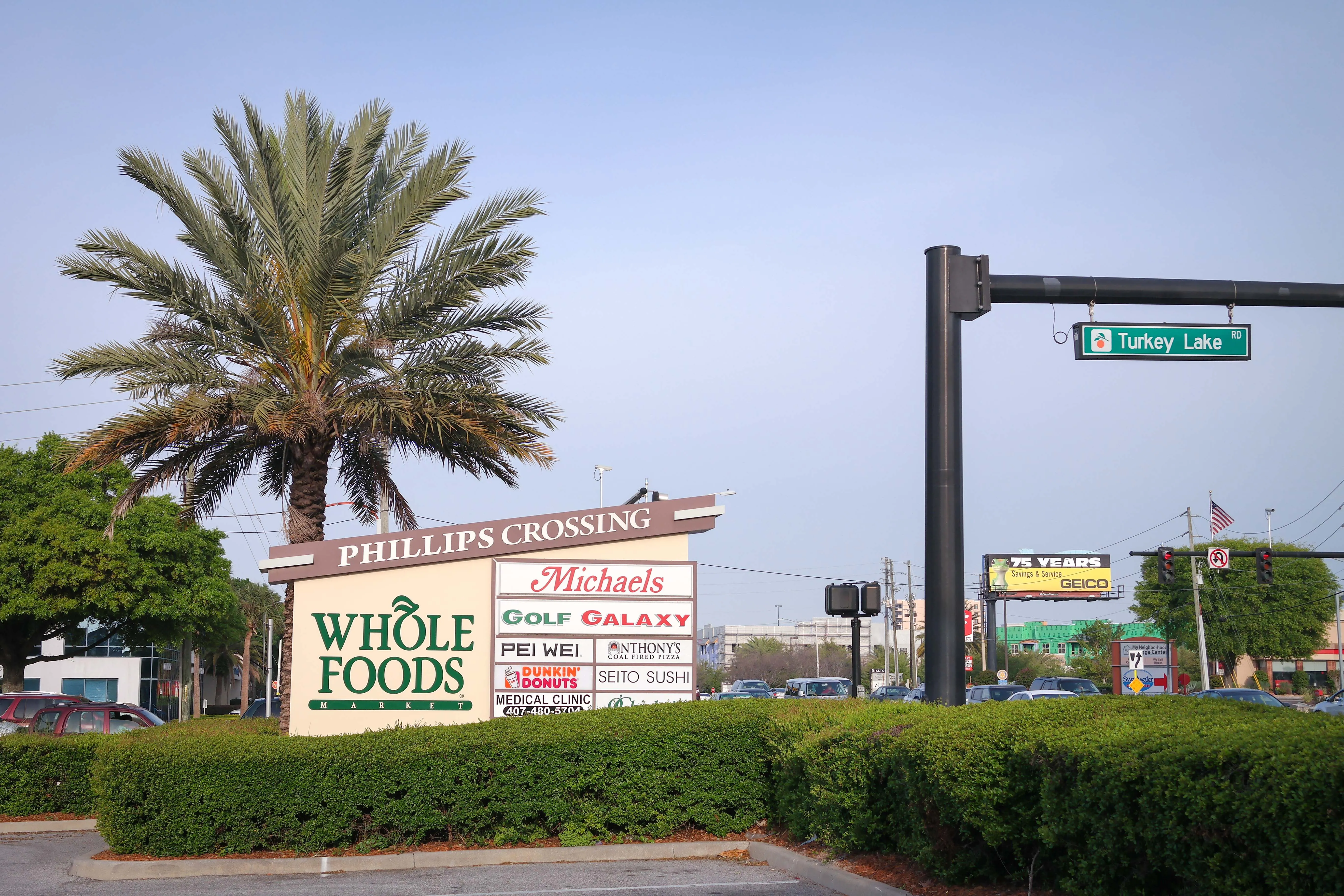 Phillips Crossing, Doctor Phillips
