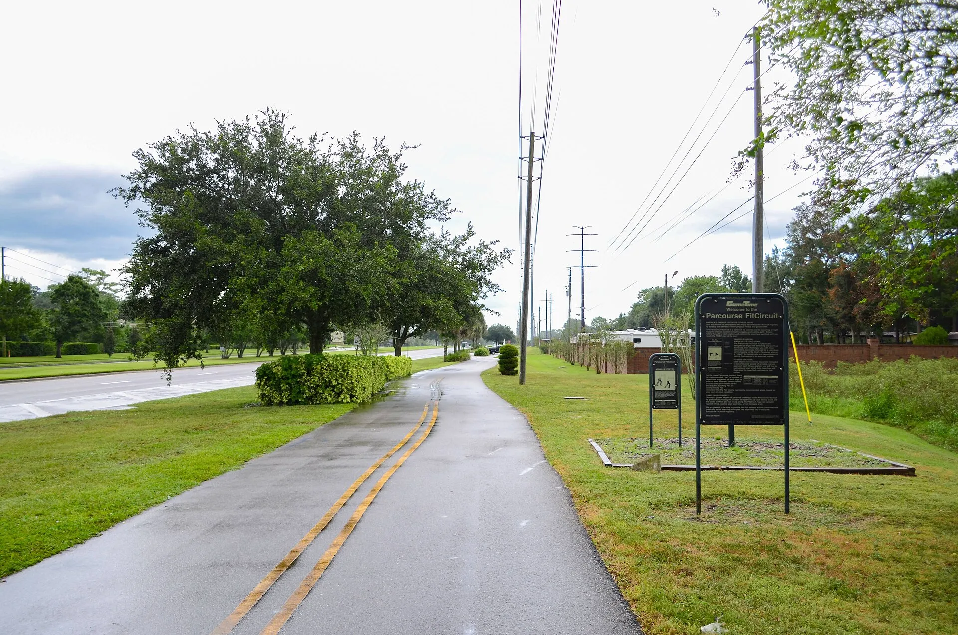 Cross Seminole Trail in Lake Mary
