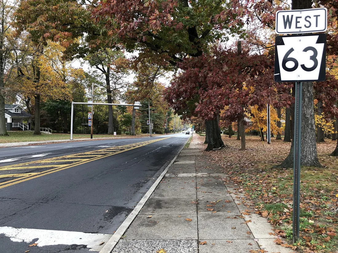 View west along Pennsylvania State Route 63 (Main Street) just west of Church Road in Lansdale, Montgomery County, Pennsylvania