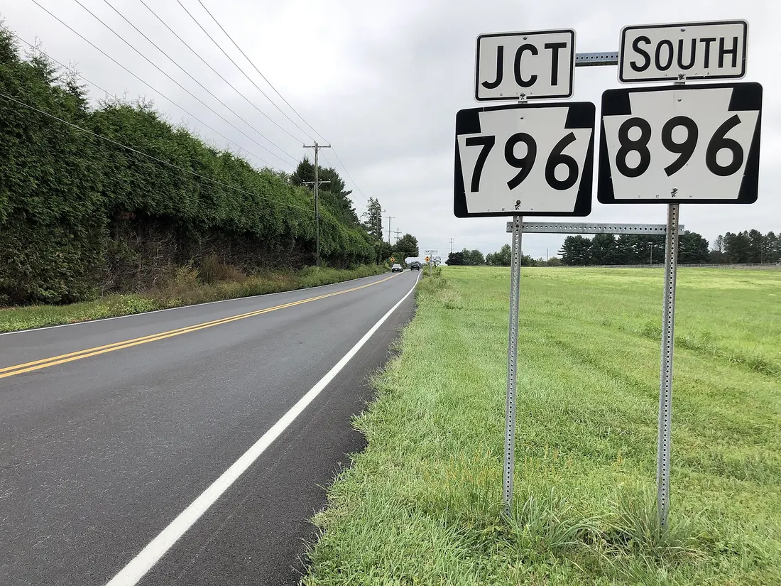 View south along Pennsylvania State Route 896 (Newark Road) just south of Quimby Road in New London Township, Chester County, Pennsylvania