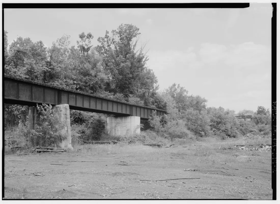 Leonard, H R; Phoenix Bridge Company; American Bridge Company, Pencoyd Plant; Pennsylvania Railroad; Consolidated Rail Corporation (Conrail); Norfolk Southern Railroad; DeLony, Eric N, project manager; Pennsylvania Histo