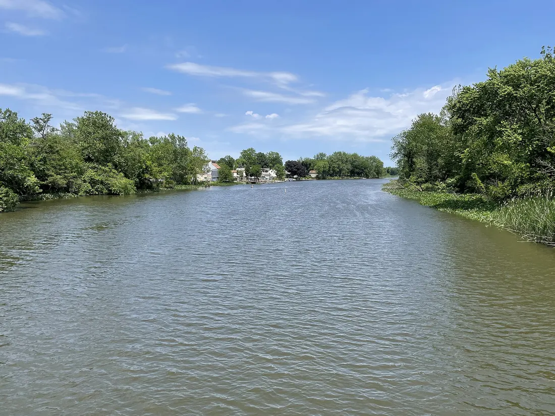 The Darby Creek east of the Pennsylvania Route 420 (Lincoln Avenue) bridge in Prospect Park, Pennsylvania