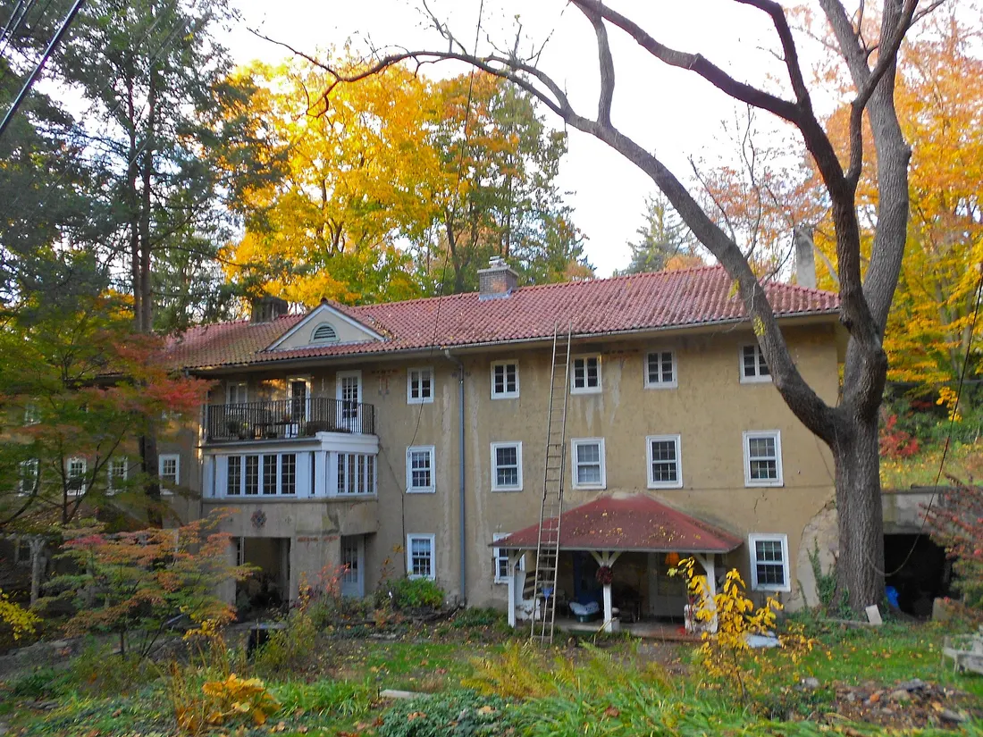 Building in Rose Valley, Pennsylvania a historic district listed on the NRHP in 2010. This is the old "Guest House" converted workers housing on Rose Valley Road, south of the Hedgerow Theatre