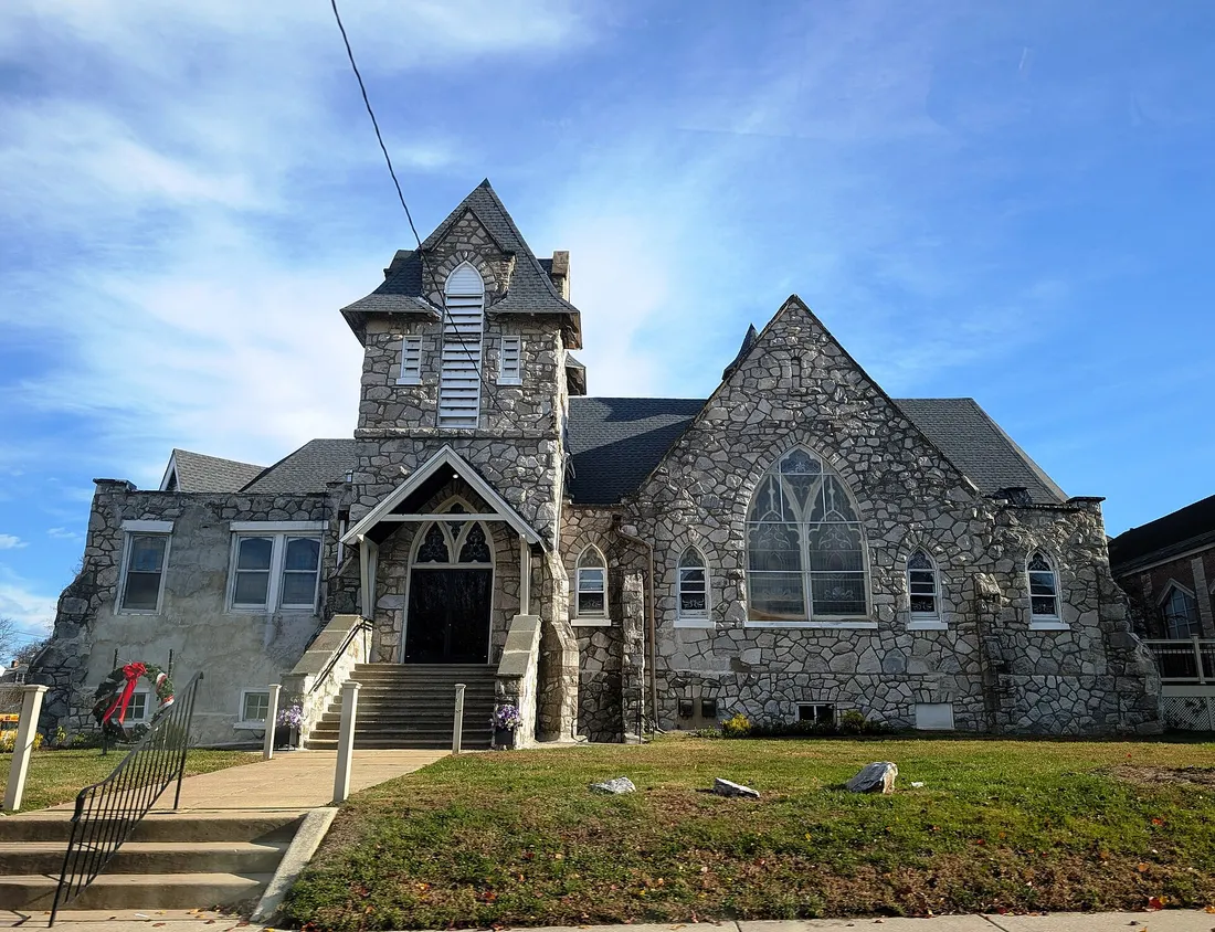 Photo of the former Bethel Gospel Tabernacle Church in Sharon Hill, Pennsylvania. The building is now used as an event center. Photo taken from Sharon Avenue looking east-northeast.