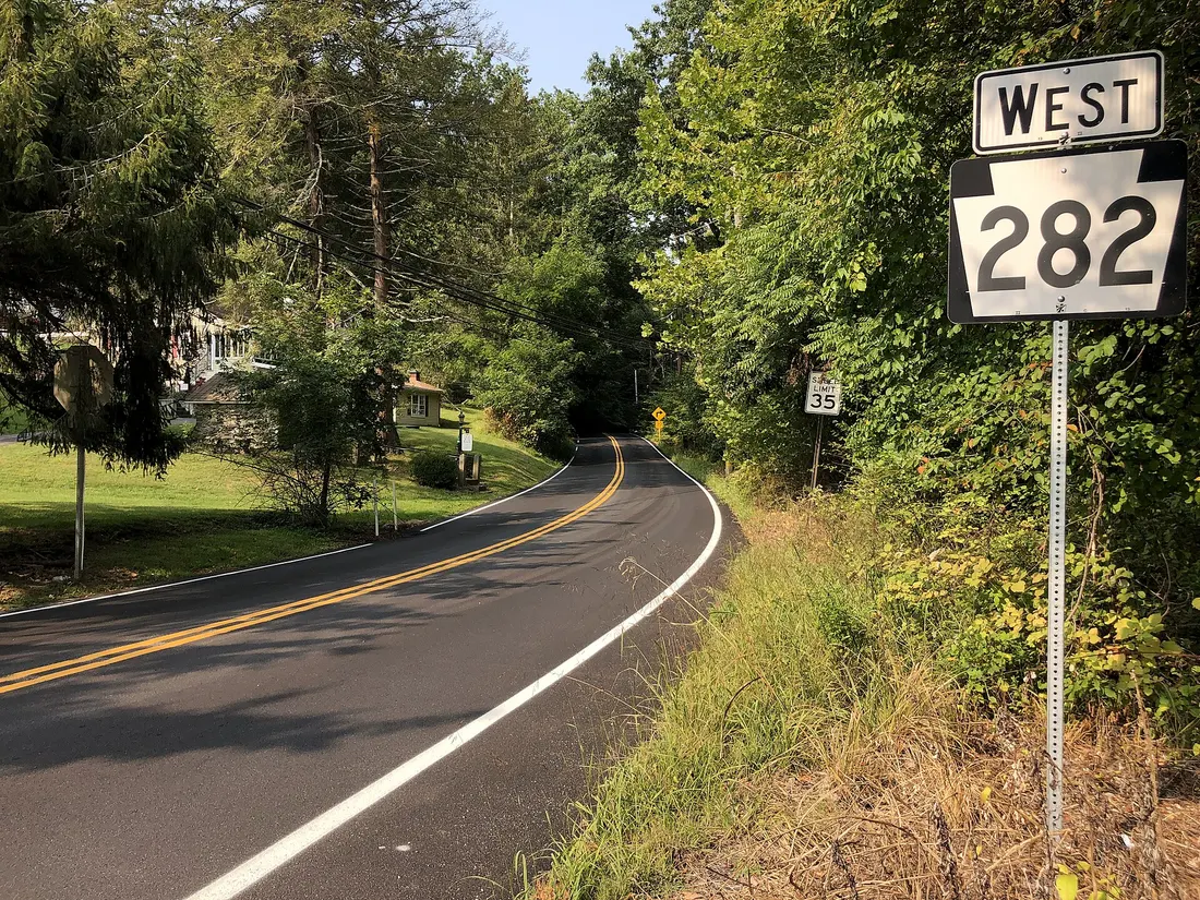 View west along Pennsylvania State Route 282 (Creek Road) just west of Marshall Road in Wallace Township, Chester County, Pennsylvania