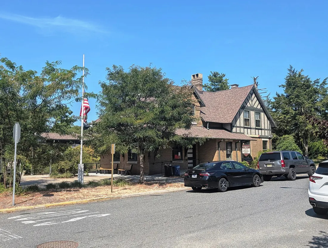 Photo of the Jack C. Sheppard Sr. Community Center in Wenonah, New Jersey. The building was previously a Pennsylvania Railroad station along the West Jersey Railroad. Photo taken from County Route 632 (East Mantua Avenue