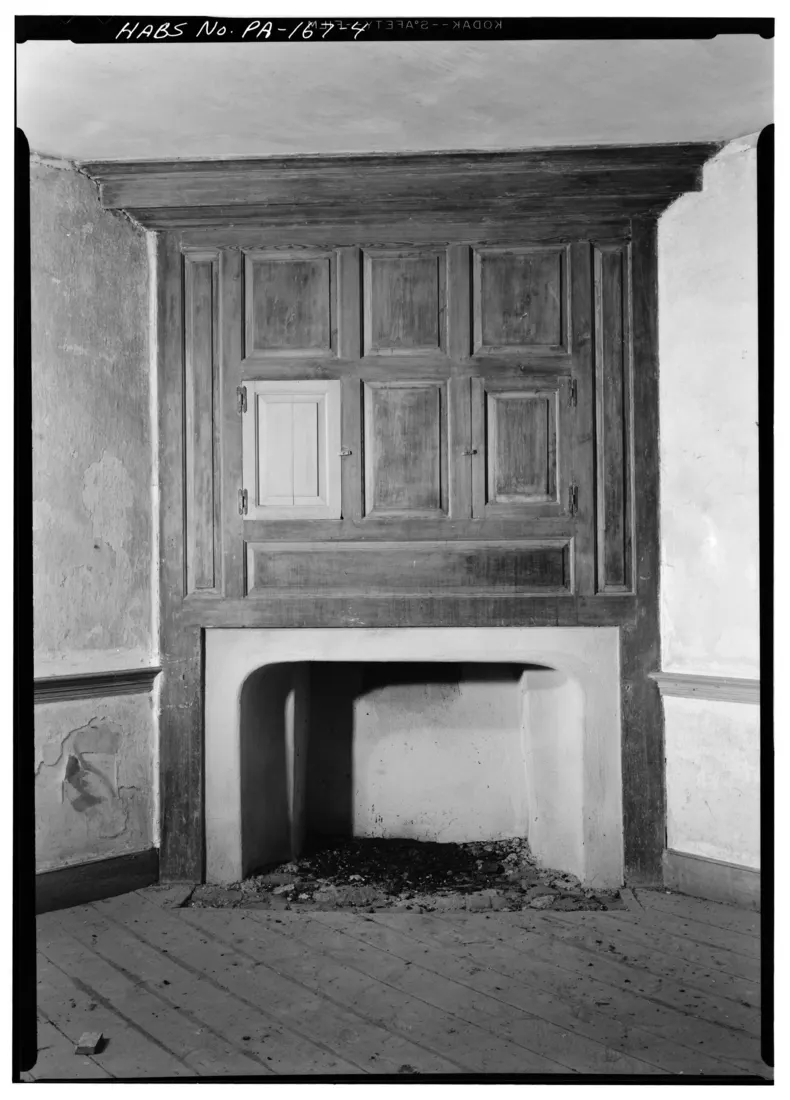 April 14, 1960 FIRST FLOOR, NORTHEAST ROOM, CORNER FIREPLACE - Primitive Hall, State Route 841 (West Marlborough Township), Clonmell, Chester County, PA HABS PA,15-CLON.V,1-4.tif