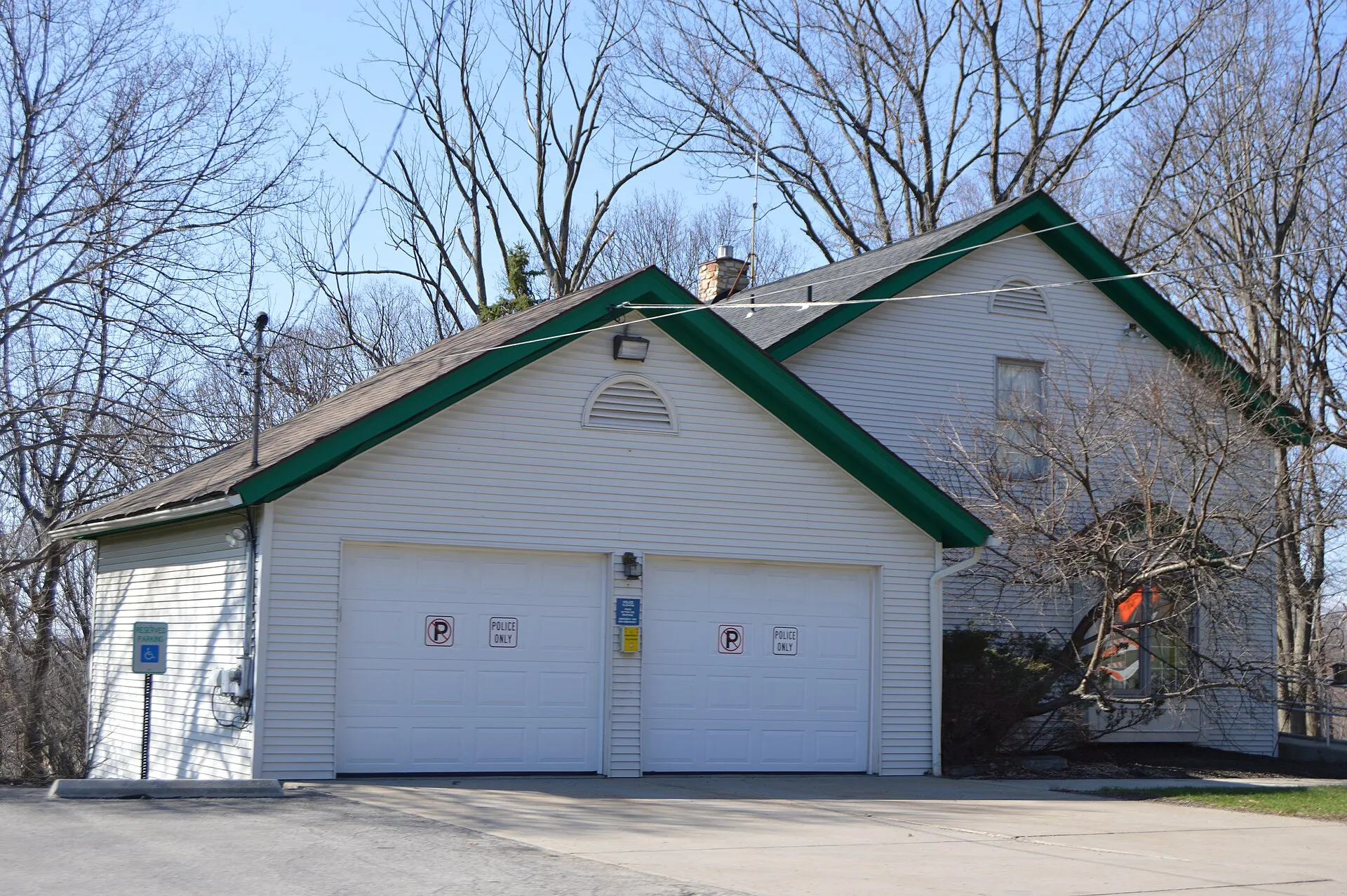 Front of the police station and municipal building for Bell Acres , Pennsylvania , United States , located at 1151 Camp Meeting Road.