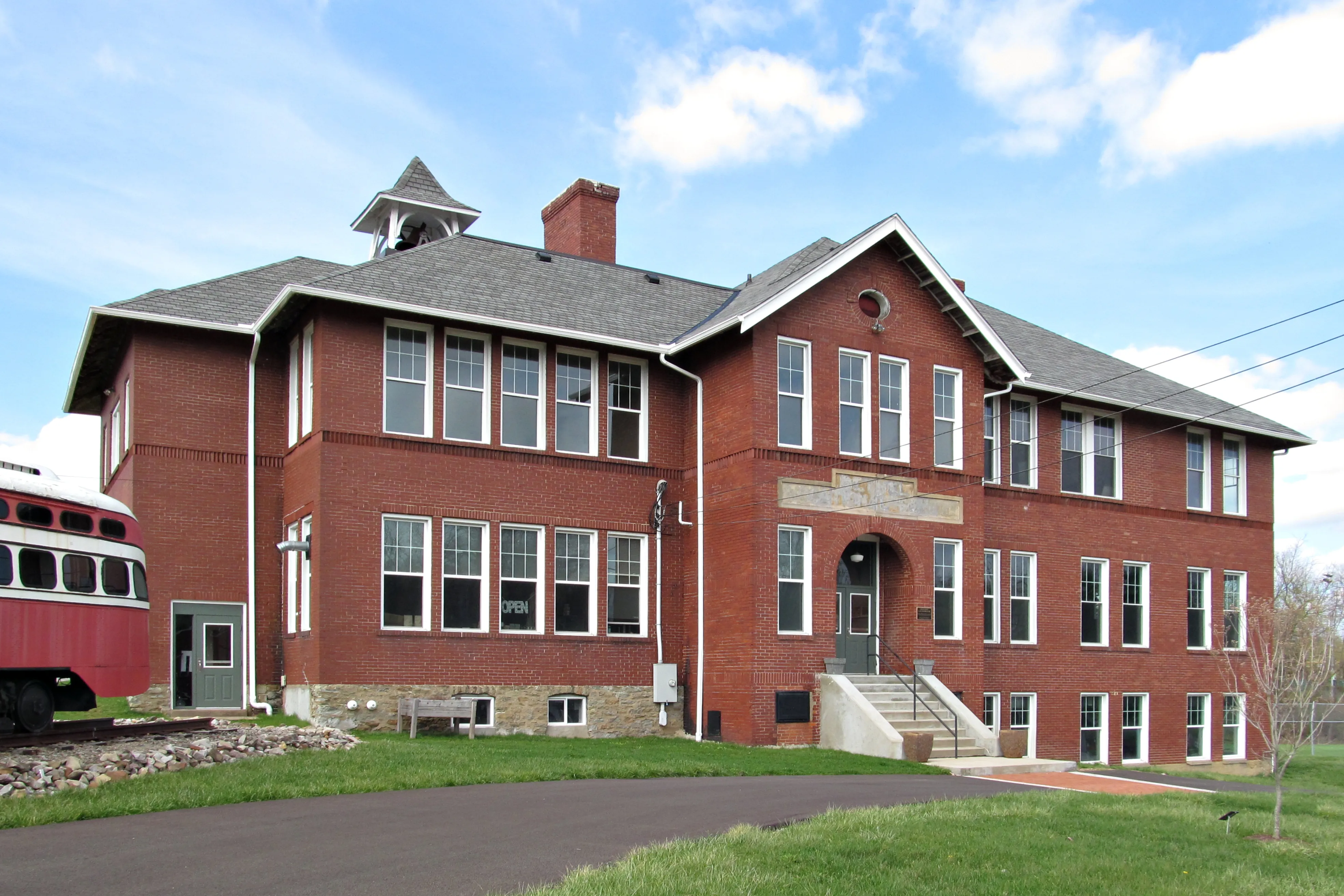 Schoolhouse Arts & History Center, Bethel Park, Pennsylvania