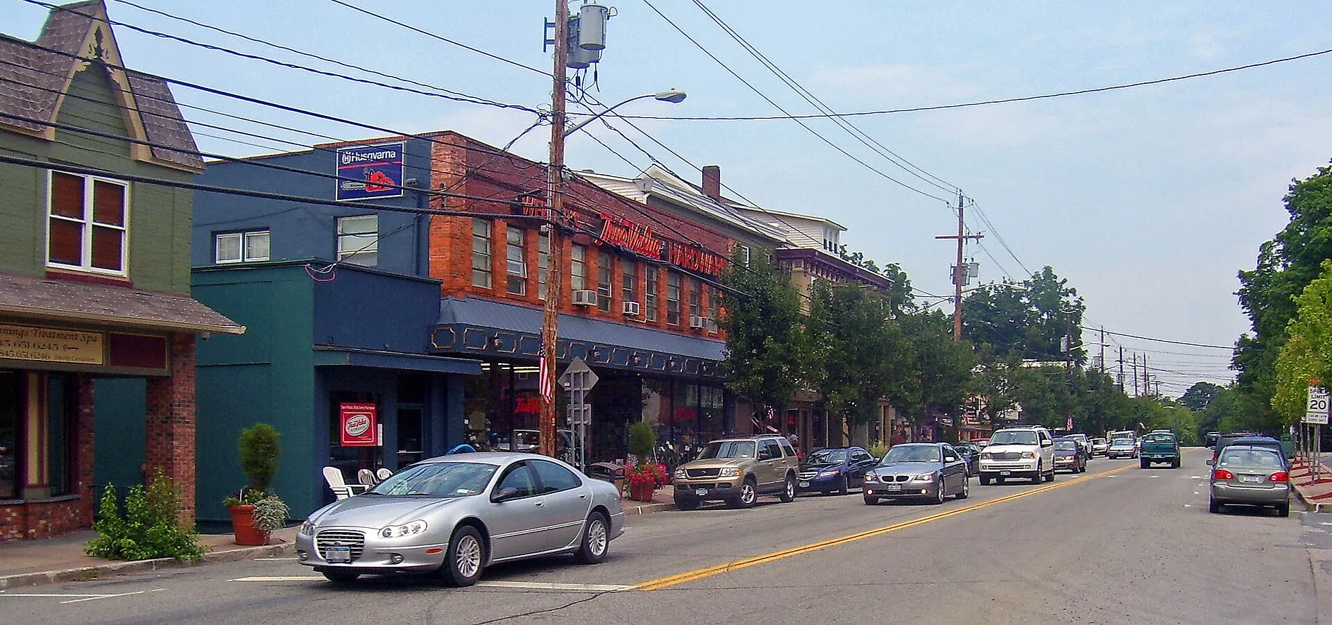 Downtown section of Florida , NY, USA, looking along NY 17A and NY 94