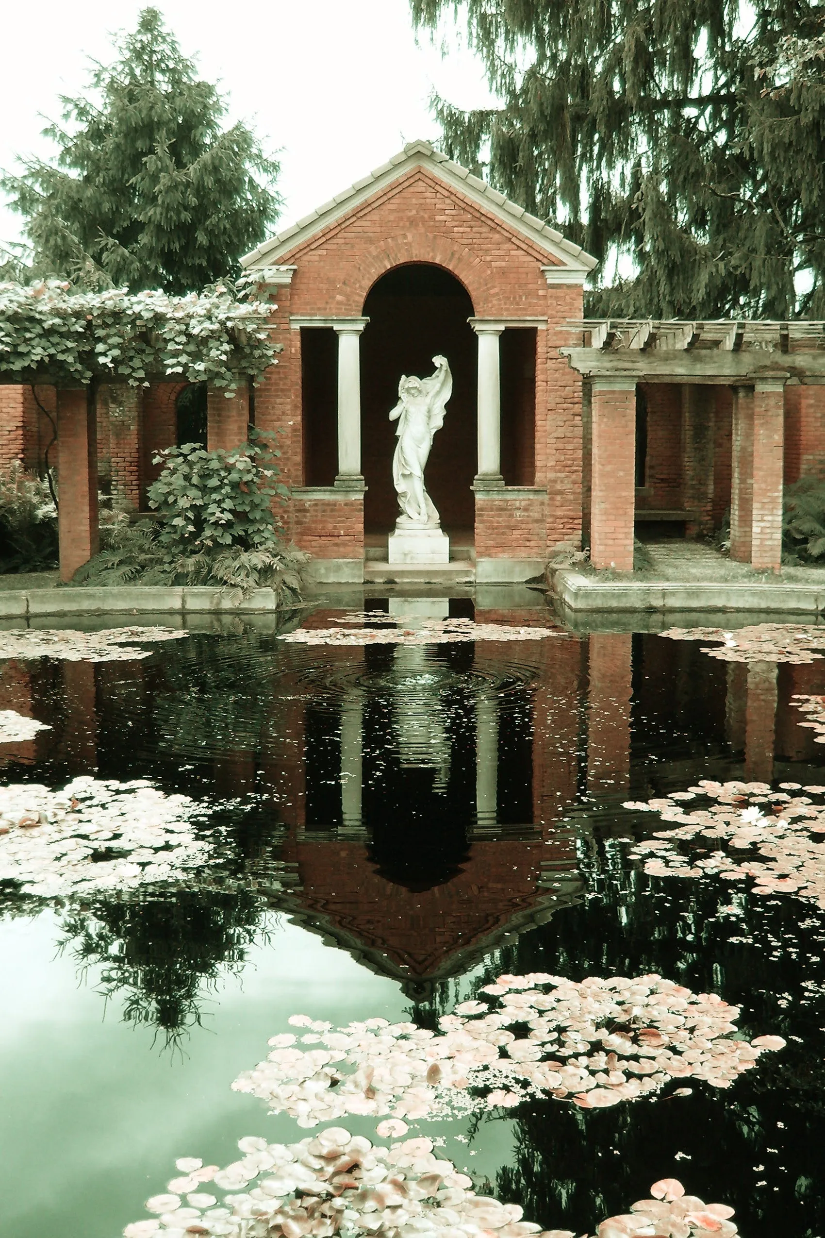 Pool house at the Vanderbilt estate, Hyde Park, rendered in two colors