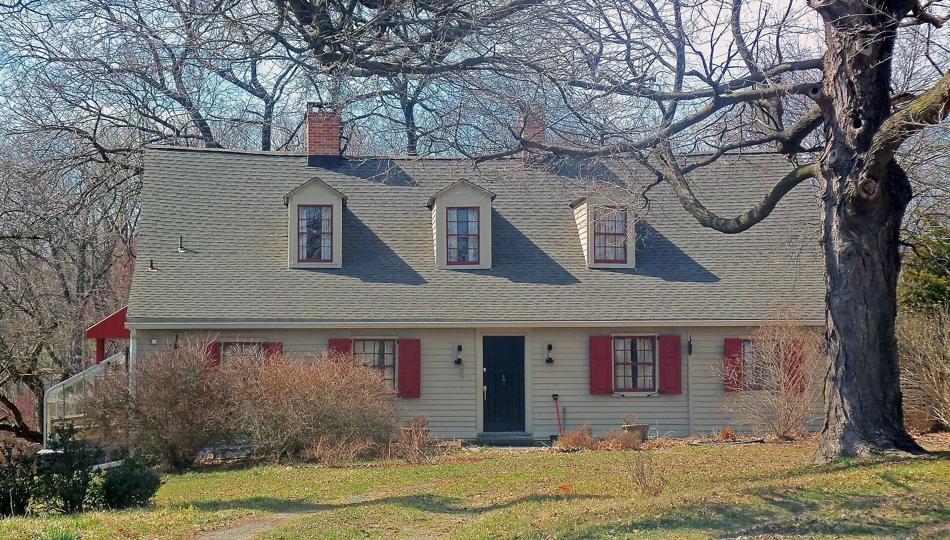 North (front) elevation of the Hendrick Martin House, Red Hook, NY, USA
