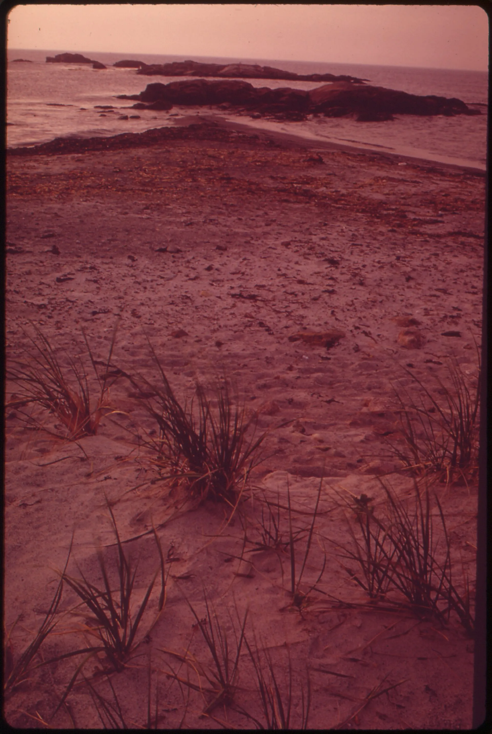 LITTLE COMPTON BEACH ON RHODE ISLAND SOUND - NARA - 547496.