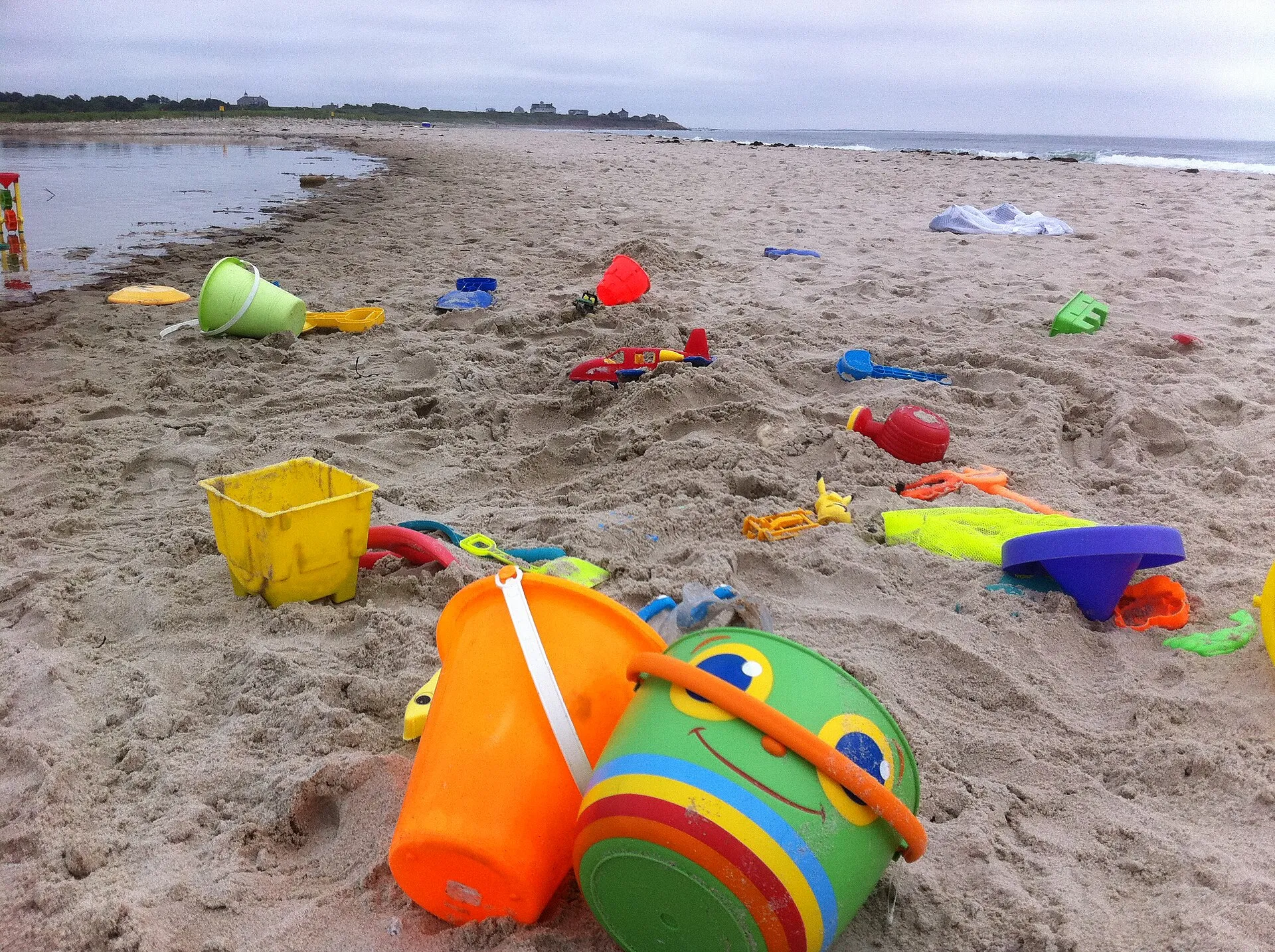Goosewing Beach and Quicksand Pond.