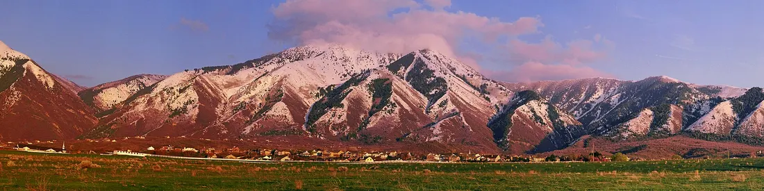 A panoramic image of Elk Ridge, UT