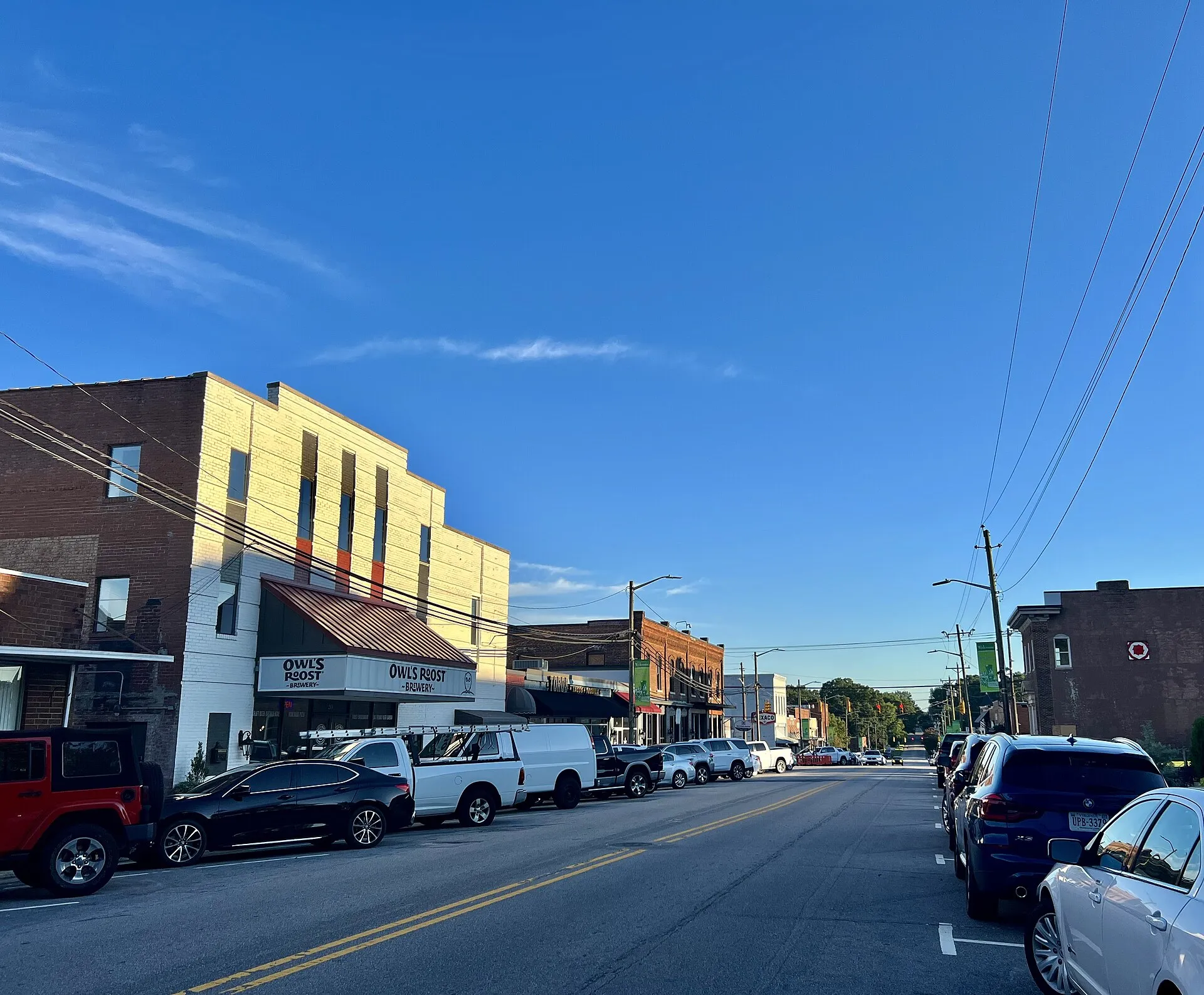 Main Street facing South from the intersection of Main Street and Vine Street