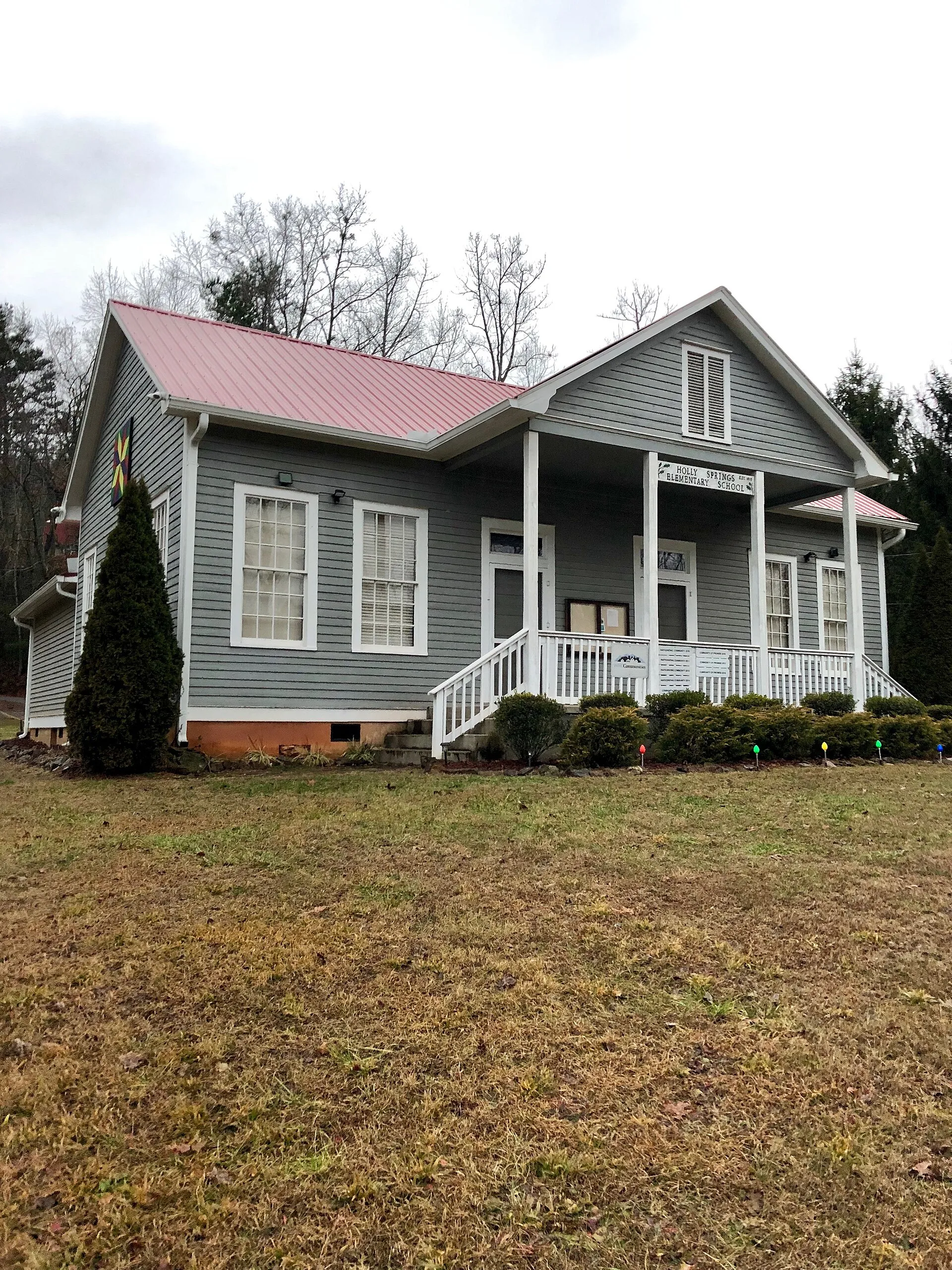 Old Holly Springs School, Holly Springs, NC