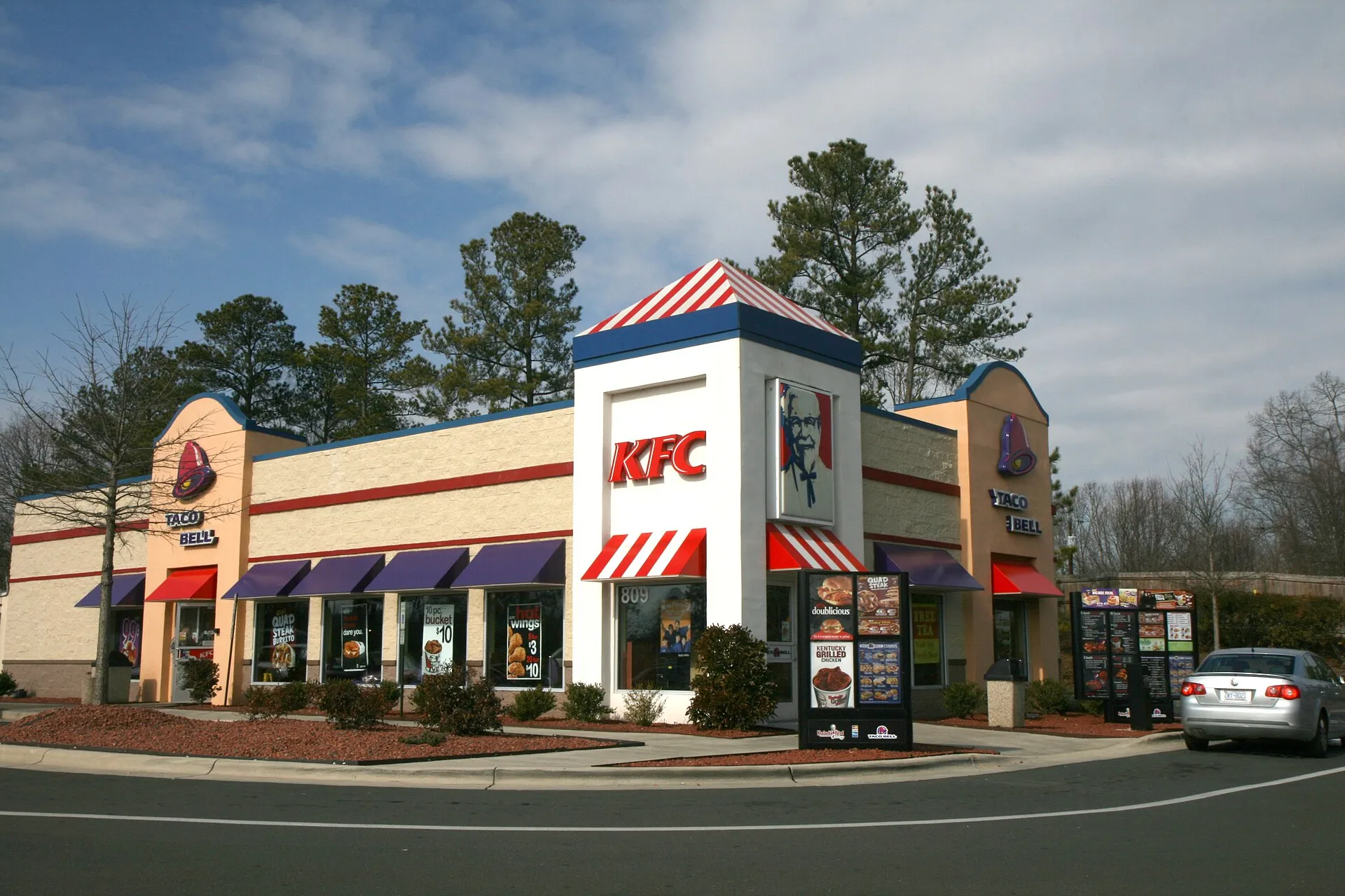 A Taco Bell/KFC unit on Airport Boulevard in Morrisville, North Carolina.