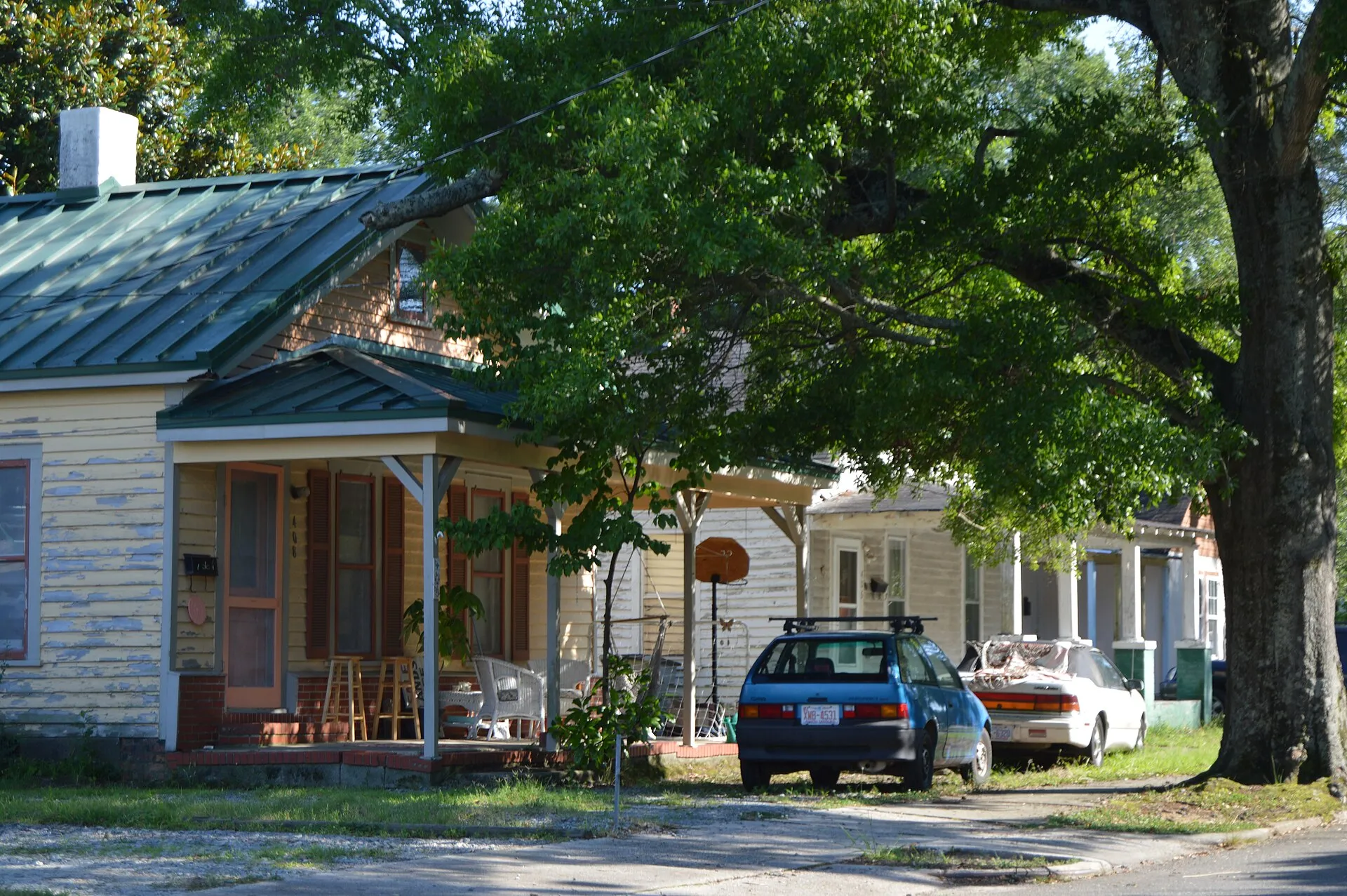 Houses on the eastern side of the 400 block of N. Massey Street in Selma, North Carolina, United States. This block is part of the West Selma Historic District, a historic district that is listed on the National Register