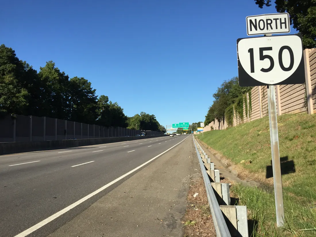 Chippenham Parkway at Jefferson Davis Highway in Bensley