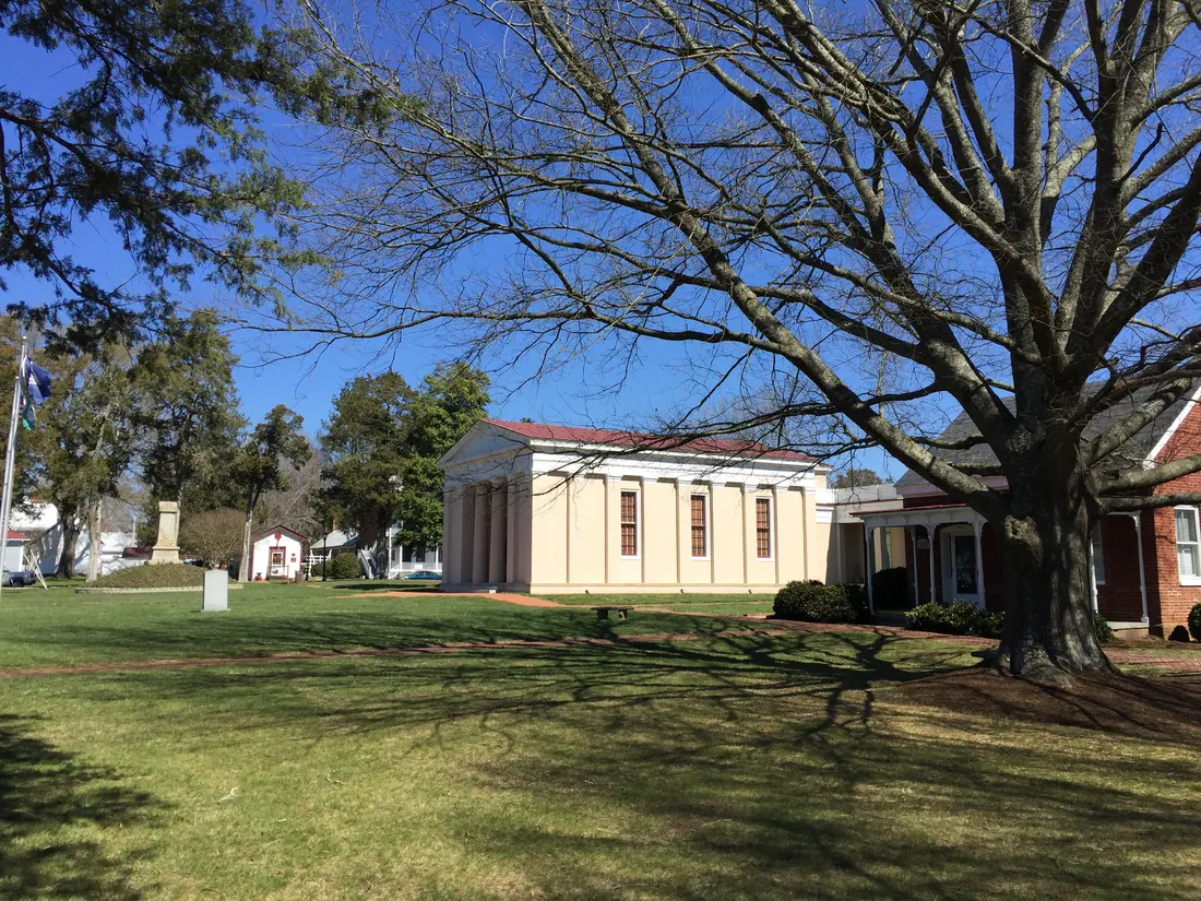 Powhatan courthouse village