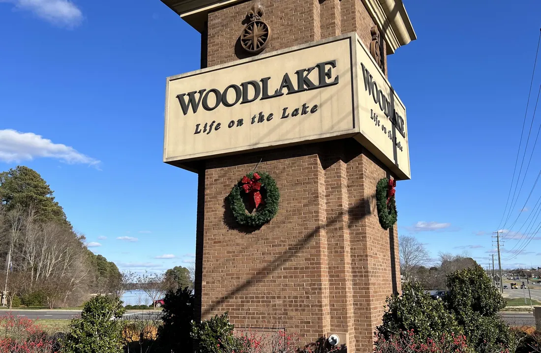 Woodlake community