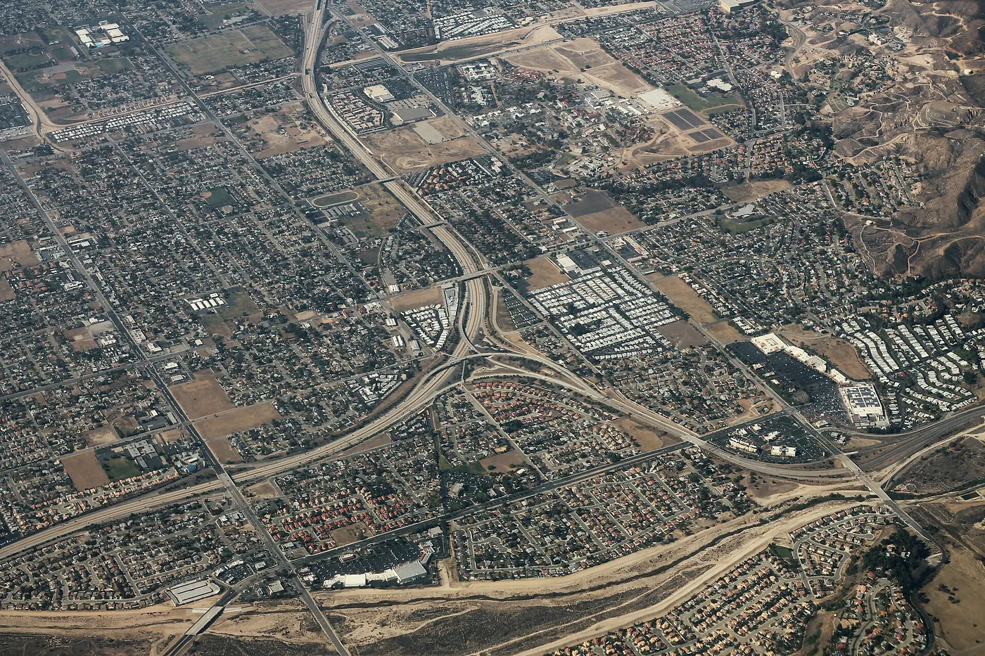 Aerial view of the CA-210 / CA-330 interchange, Highland