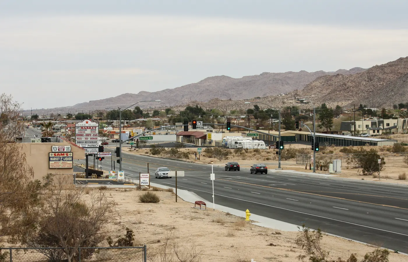 Twentynine Palms Highway (State Route 62) in Joshua Tree