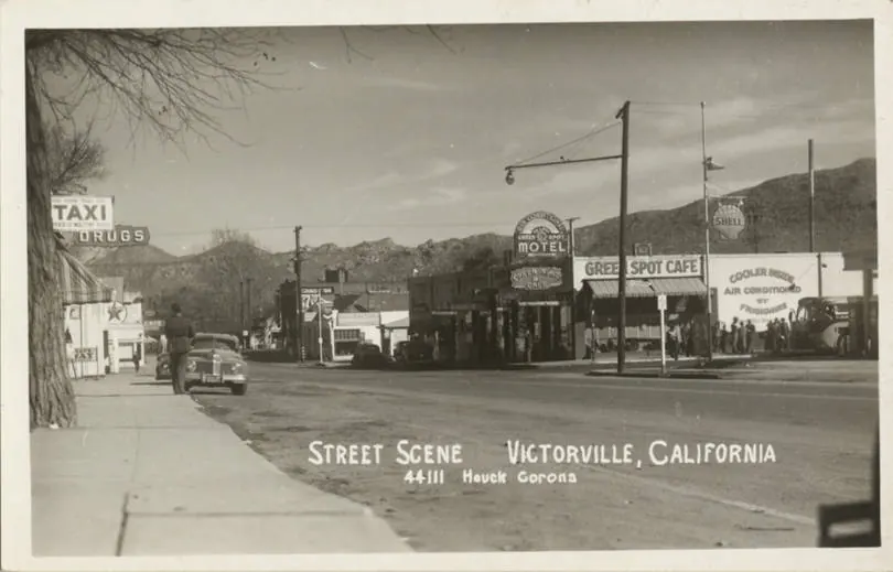 1940s postcard view of a street in downtown Victorville