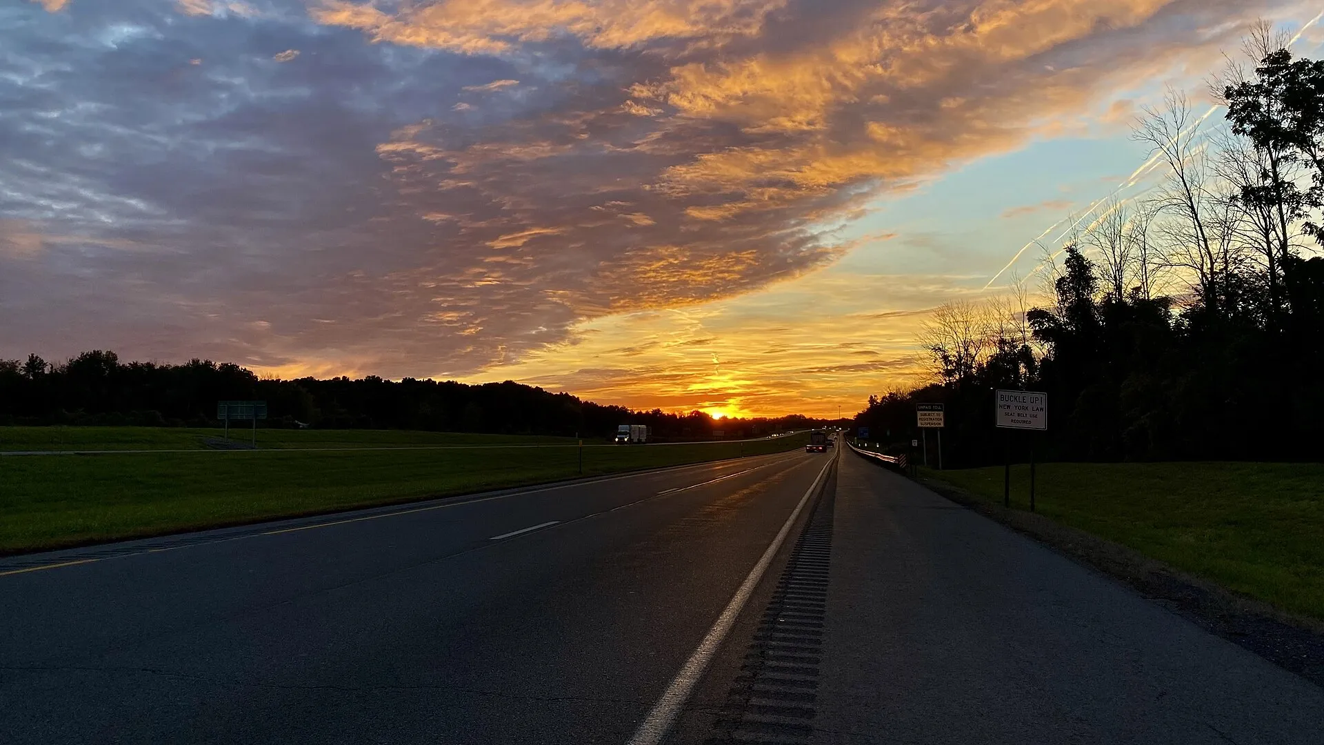 Sunset Over the Thruway Farmington New York 20221004