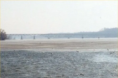 The Irondequoit Bay Bridge seen from the NY 404 parking area