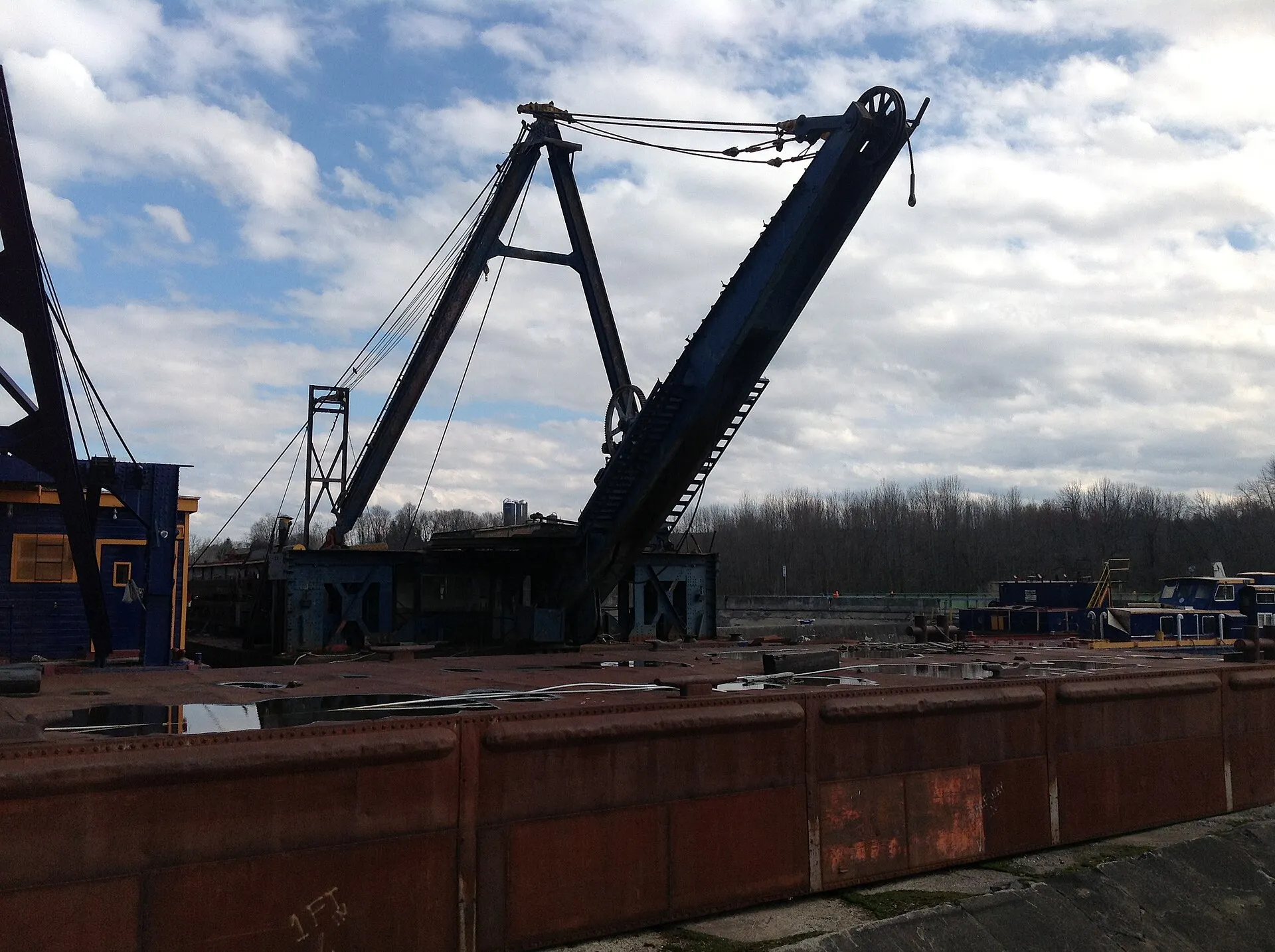 Dipper Dredge 3 Lyons NY
