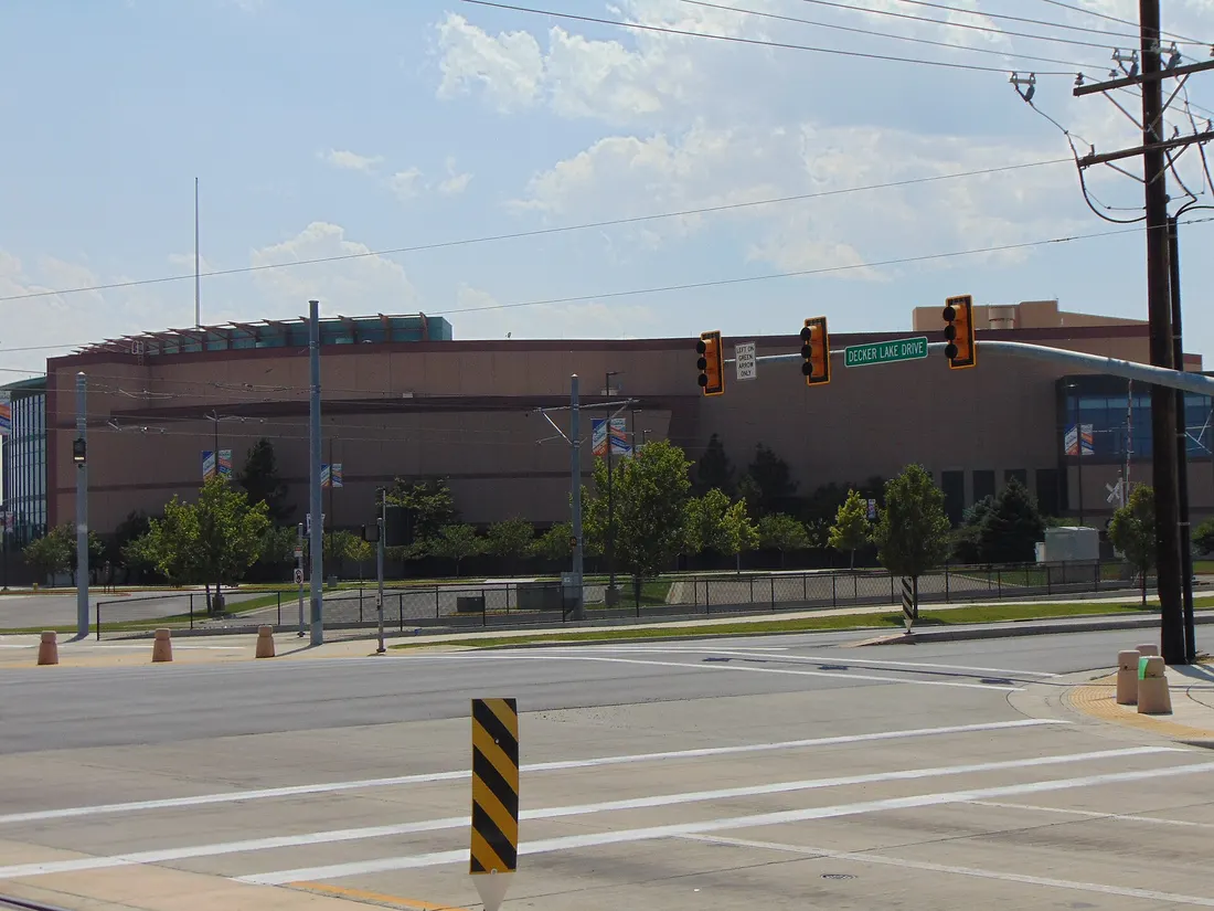 View of the west valley city 01 maverik center from decker lake area