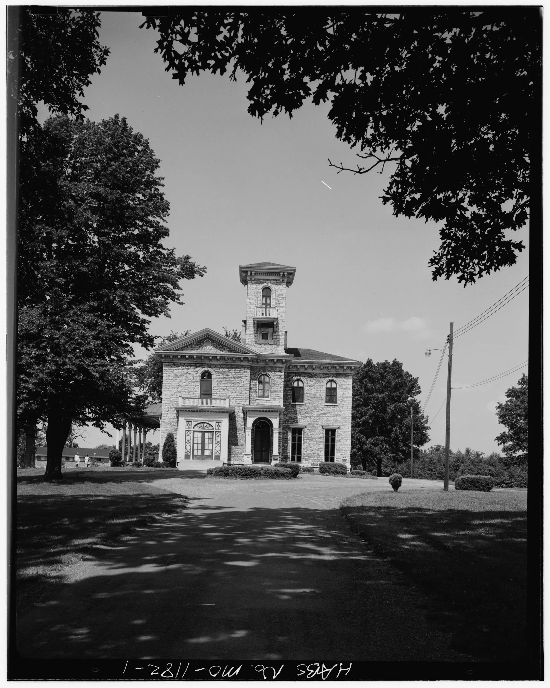 Title Oakland, 7801 Genesta Street, Affton, St. Louis County, MO Other Title Louis A. Benoist House Contributor Names Historic American Buildings Survey, creator Created / Published Documentation compiled after 1933 N...