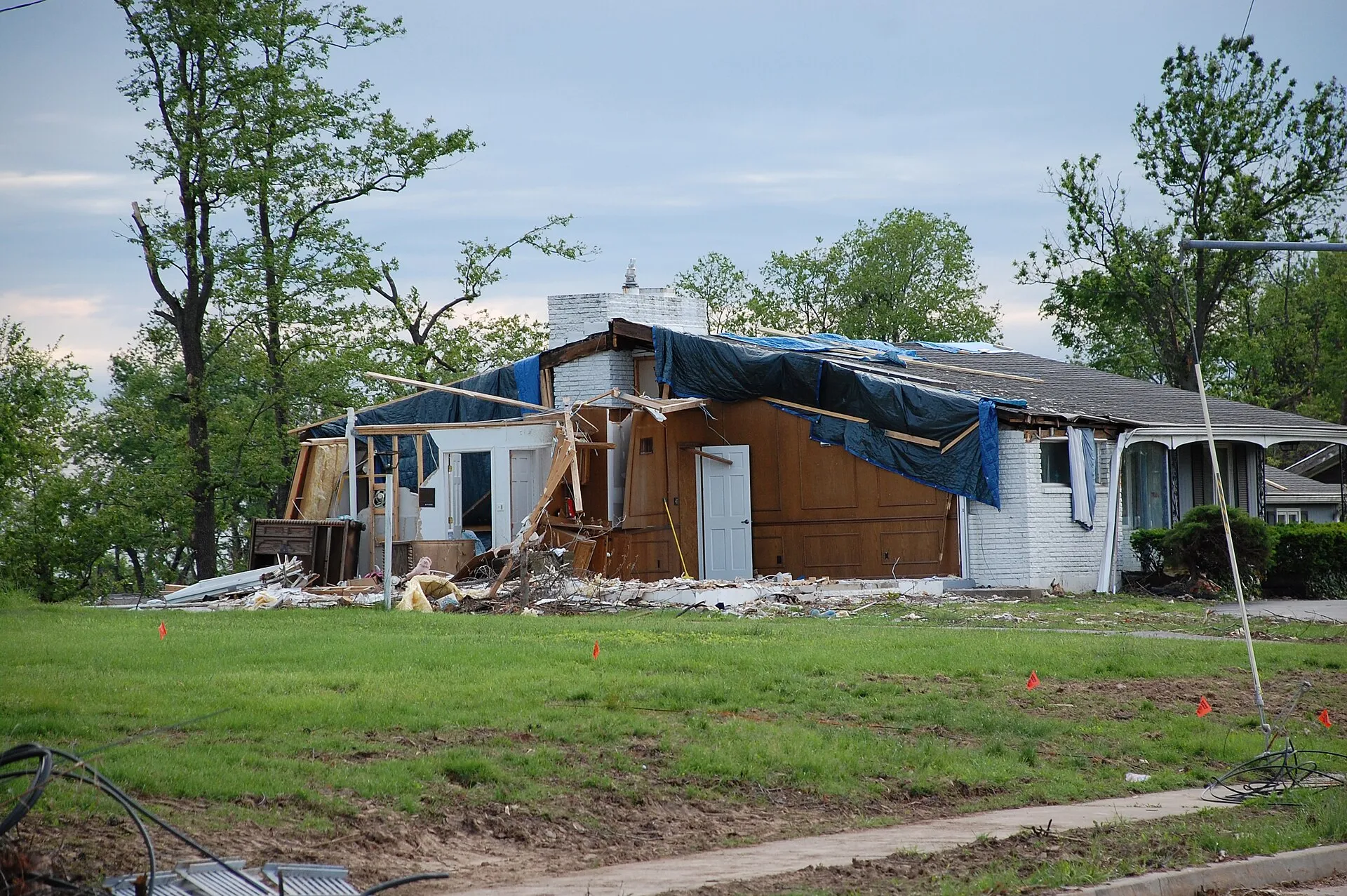The original database describes this as: Title: Bridgeton MO Recovery Production Date: 05/18/2011 Caption: Bridgeton, Mo. , May 18, 2011 -- This home located on Old St. Charles Road in Bridgeton was among the hardest ...