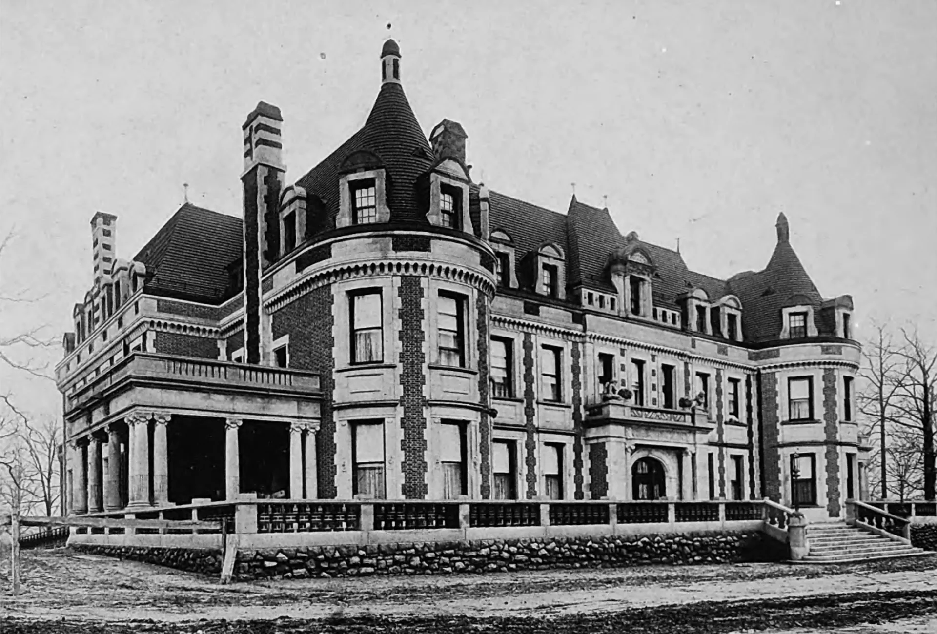 German-American brewer August Anheuser Busch Sr. acquired a large fraction of the old Ulysses S. Grant tract in Affton, Missouri (now Grantwood Village, Missouri) in 1903 and built a palatial house in its midst in 191...